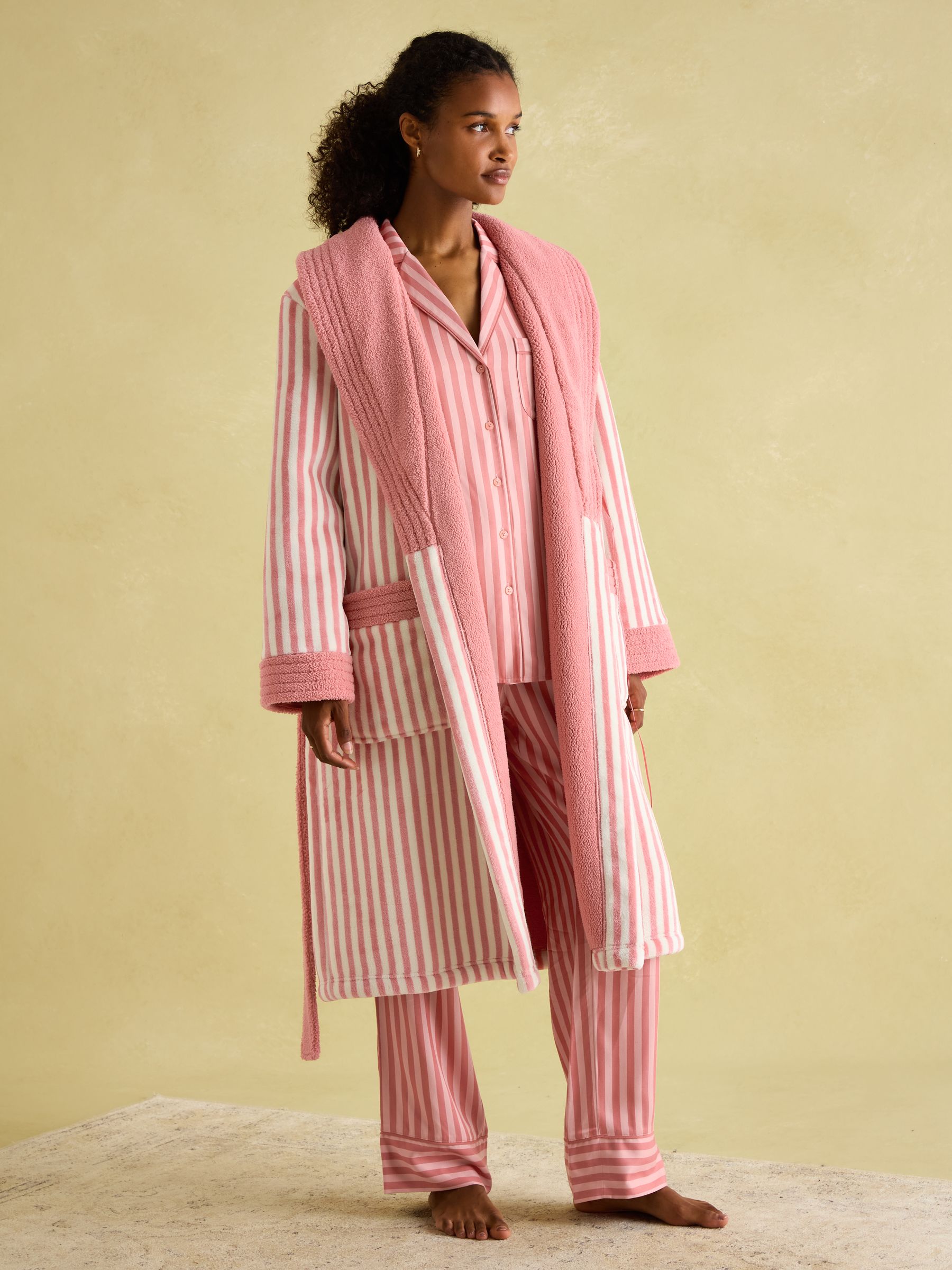 Matilda Pink & White Fleece Lined Dressing Gown - Image 3 of 6