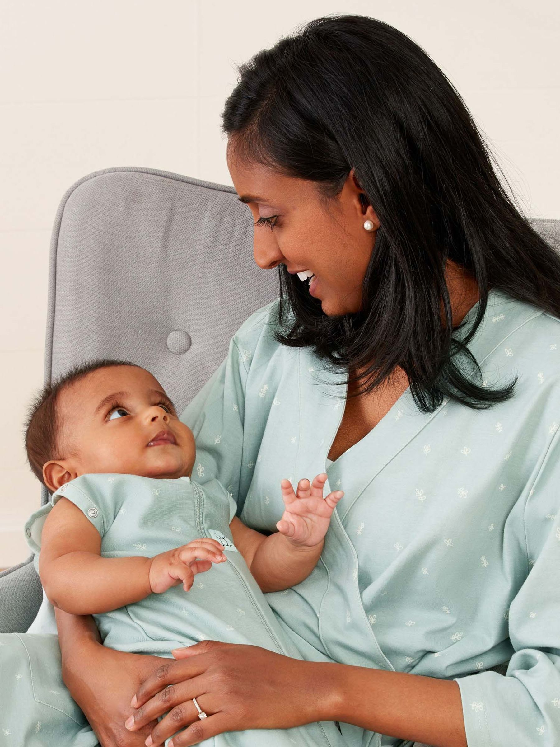 Sage ErgoPouch Organic Cocoon Swaddle Bag 1 Tog - Image 9 of 10