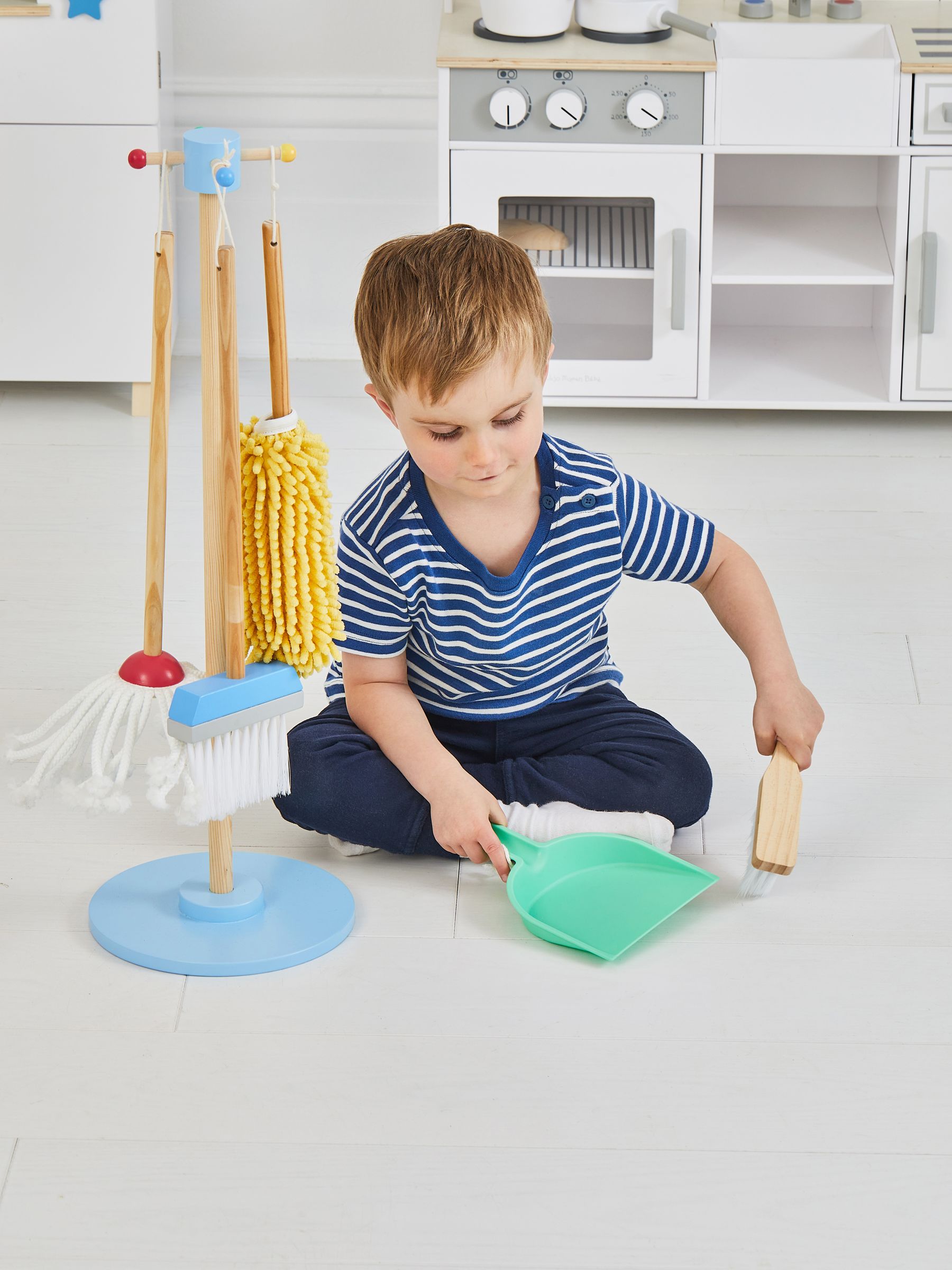 Cleaning Play Set - Image 7 of 8