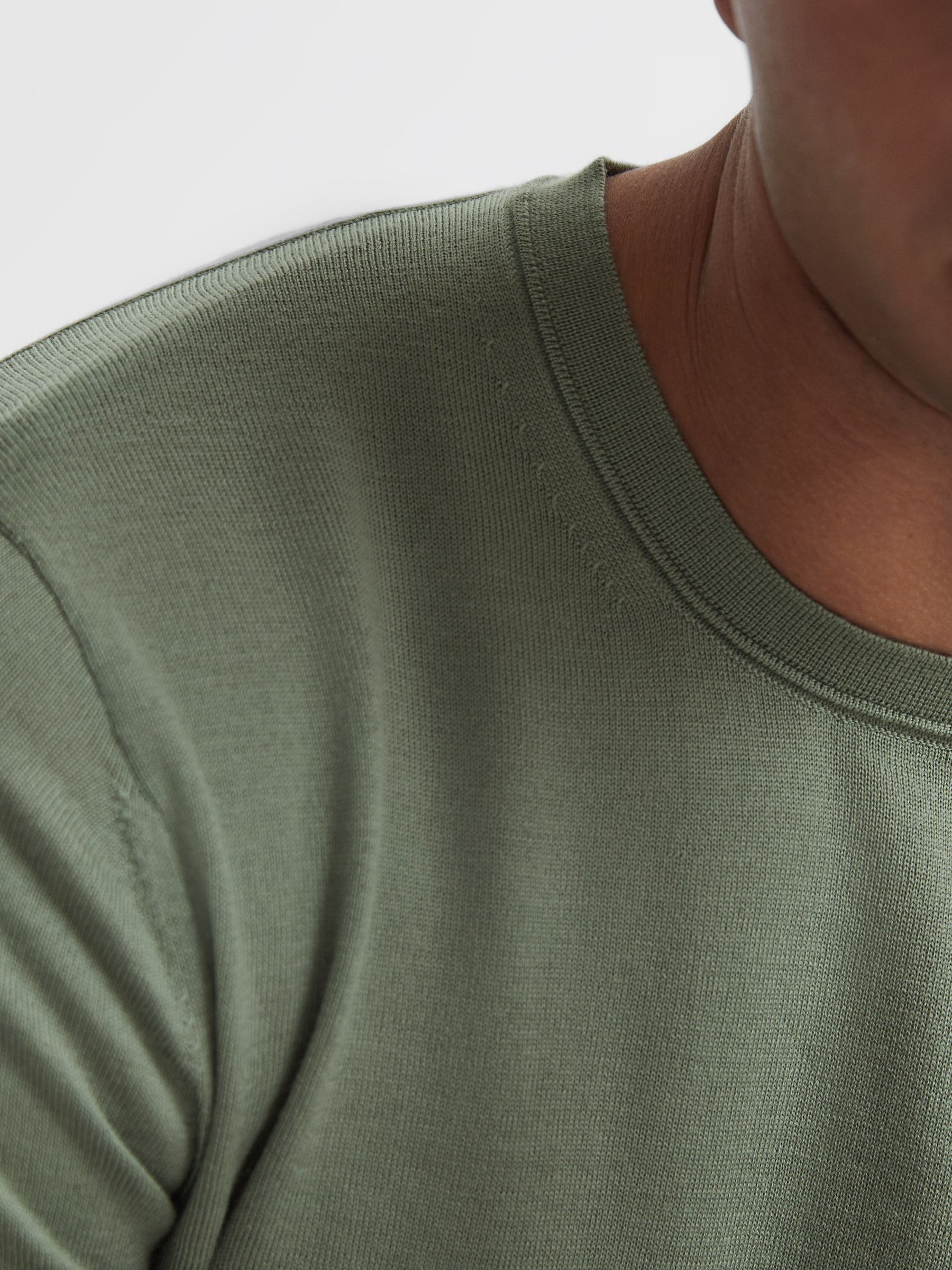 Merino Wool Jumper in Kale - Image 4 of 7