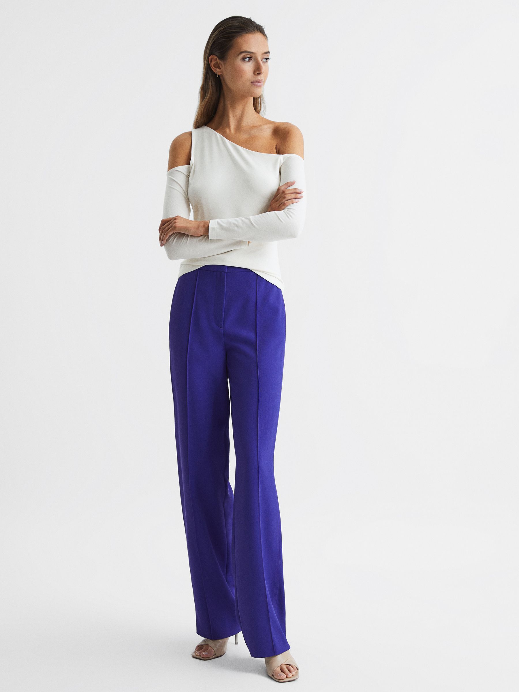 Asymmetric Off Shoulder Top in Cream - Image 3 of 6