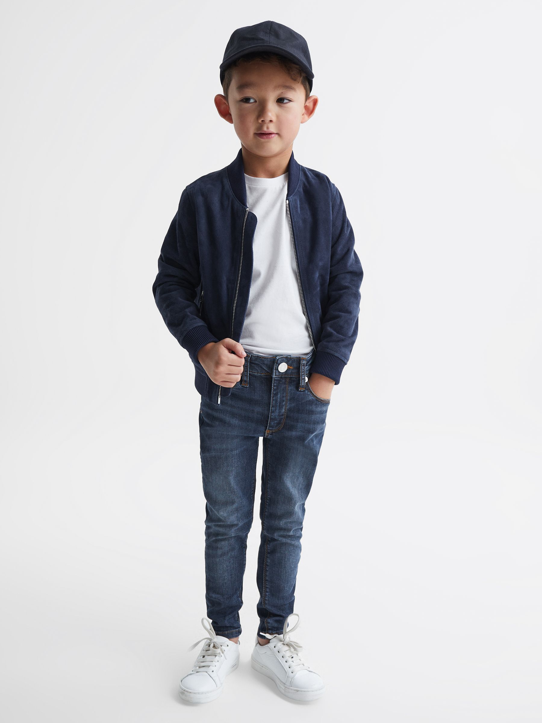 Jersey Slim Fit Jeans in Washed Indigo - Image 3 of 6