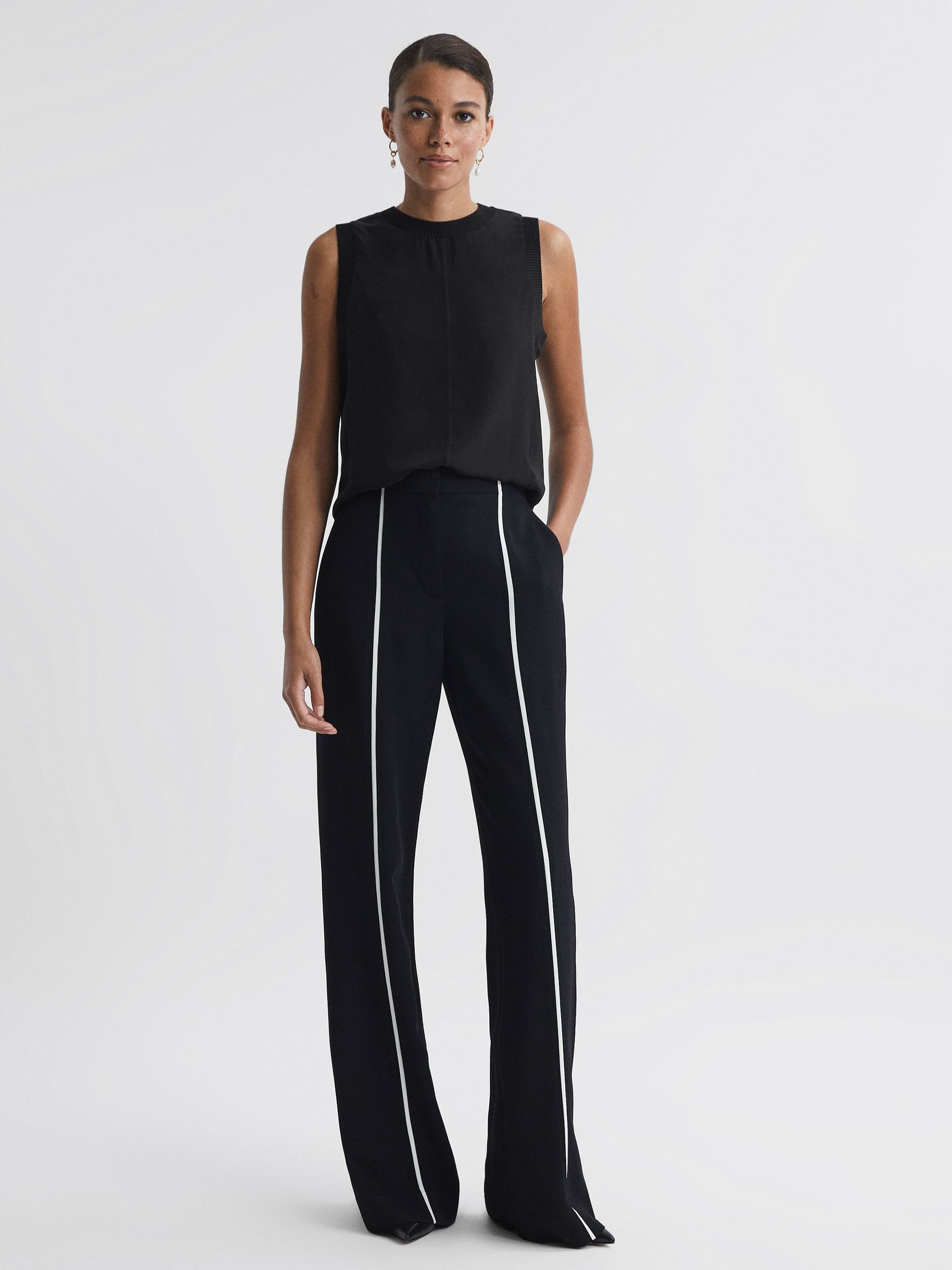 Silk Front Crew Neck Vest in Black - Image 4 of 5