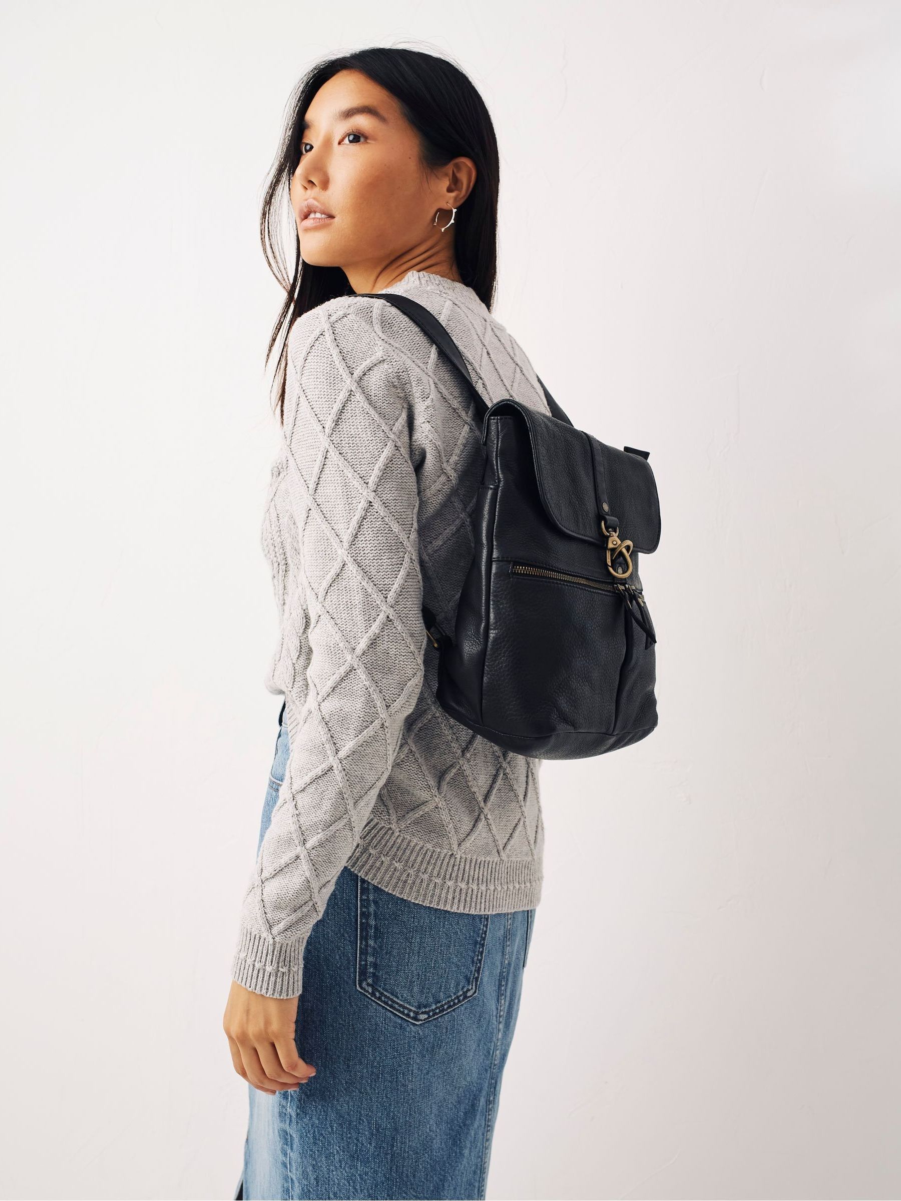 Black Multifunctional Pia Bag - Image 2 of 3