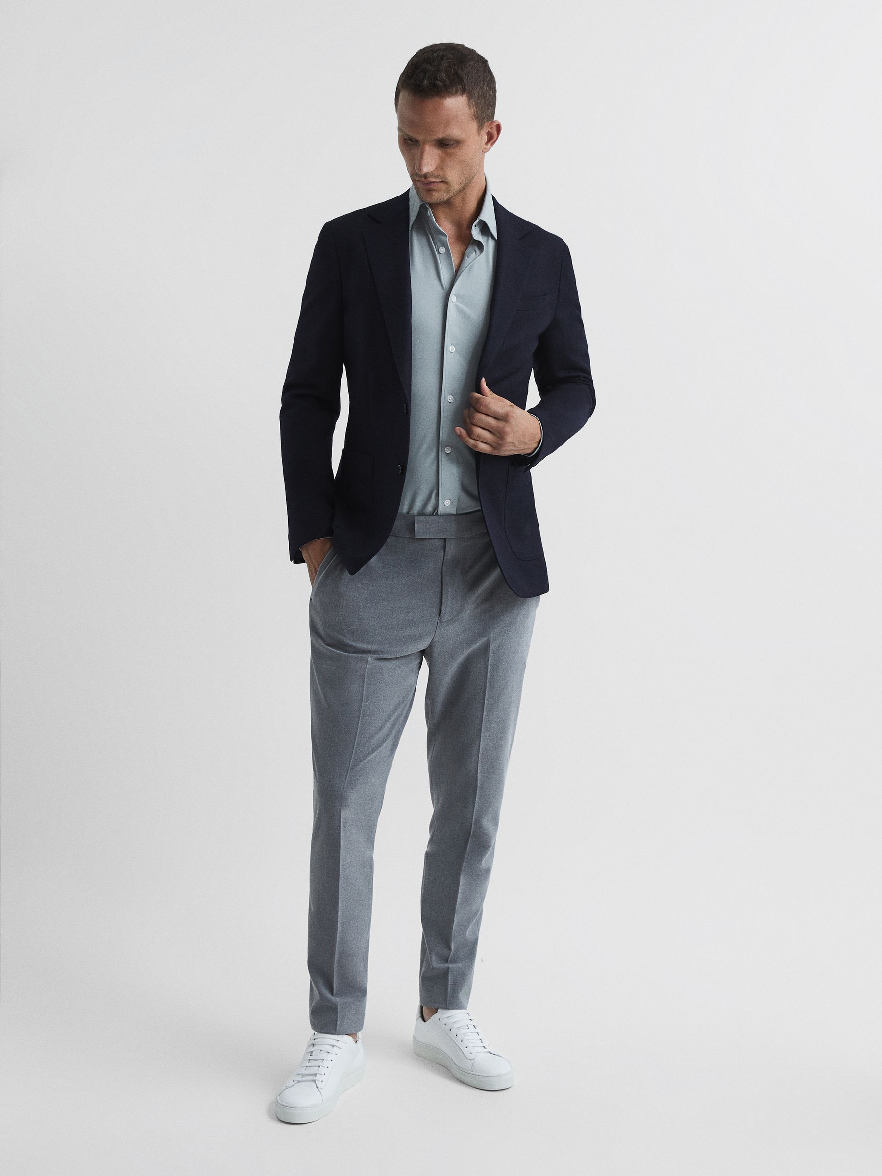 Regular Fit Travel Shirt in Ice - Image 3 of 9