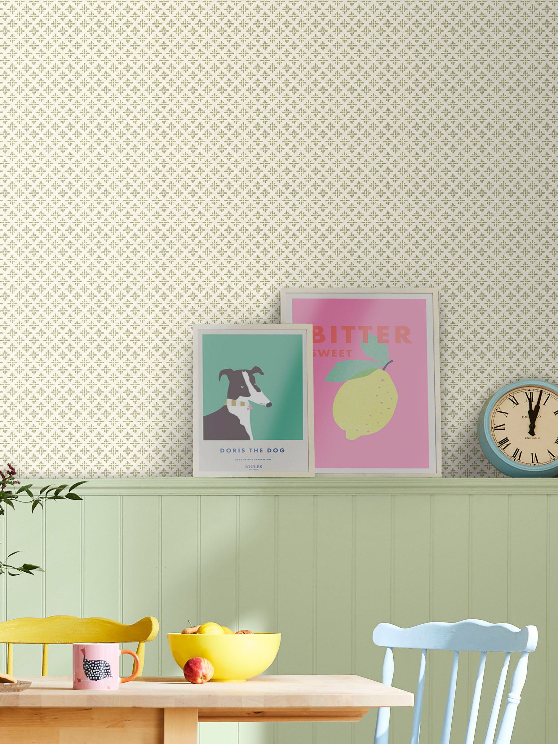 Olive Green Beckett Star 10M Wallpaper - Image 1 of 3