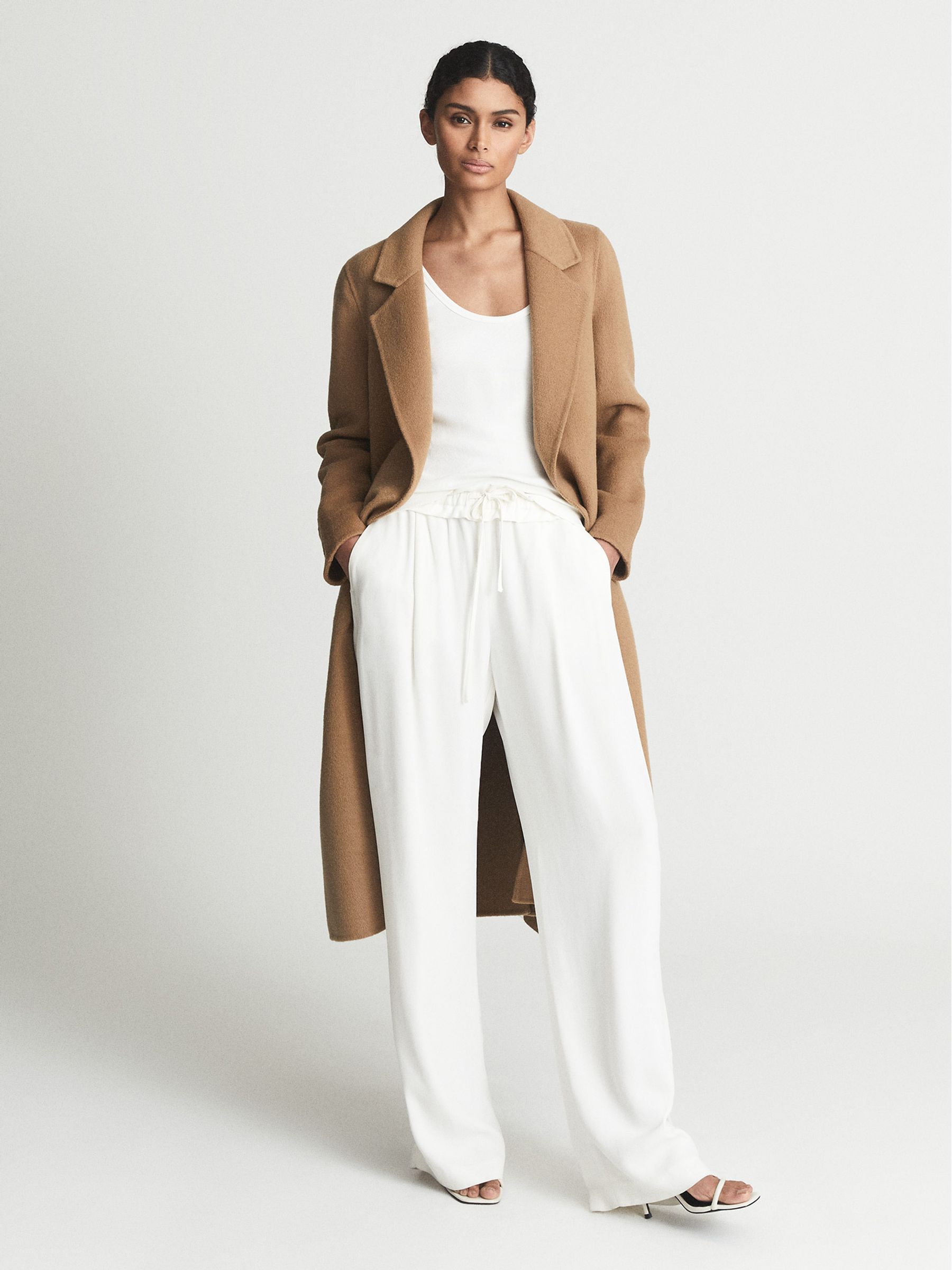 Scoop Neck Ribbed Jersey Vest Top in White - Image 4 of 6