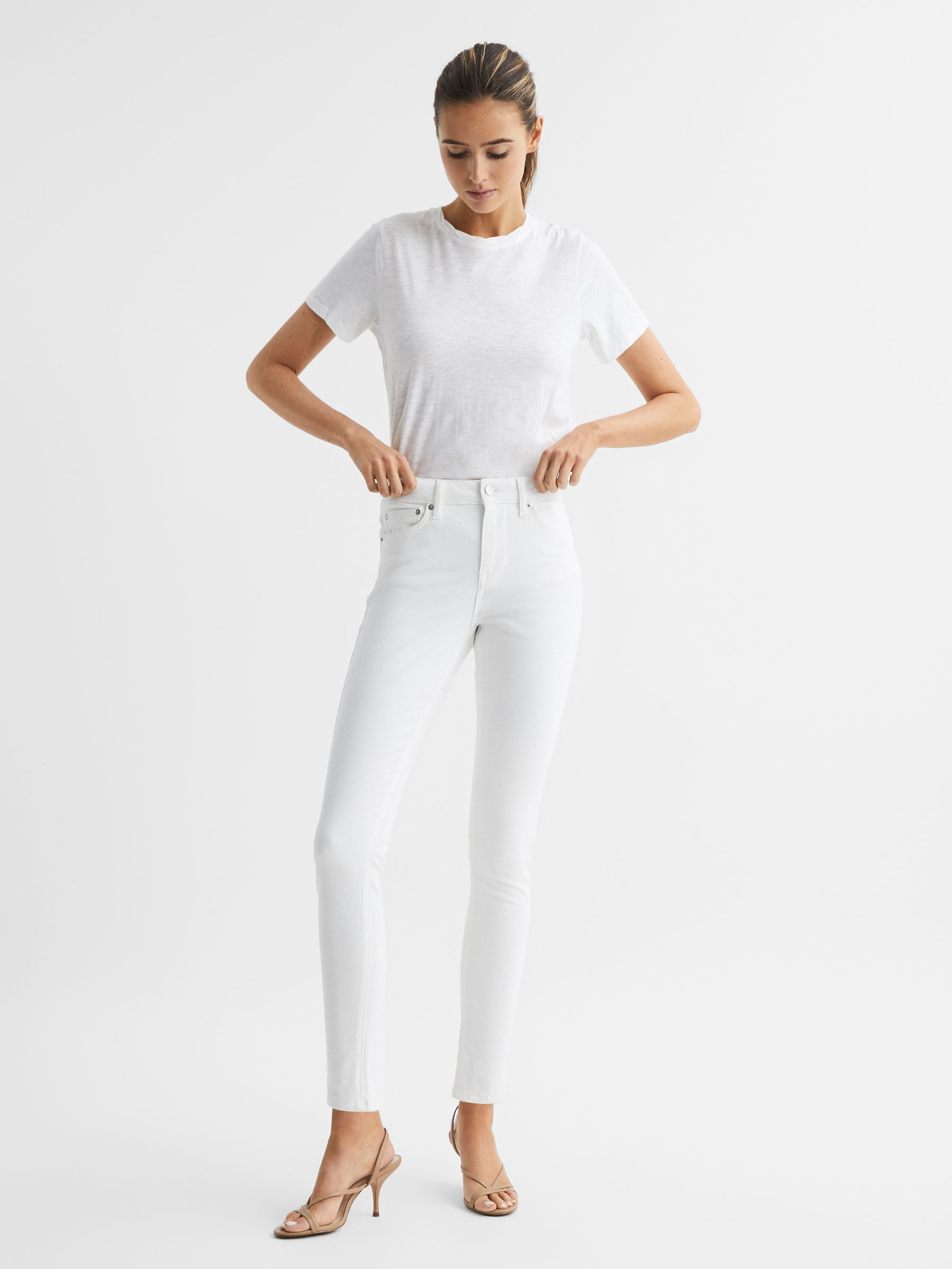 Mid Rise Skinny Jeans in White - Image 6 of 16