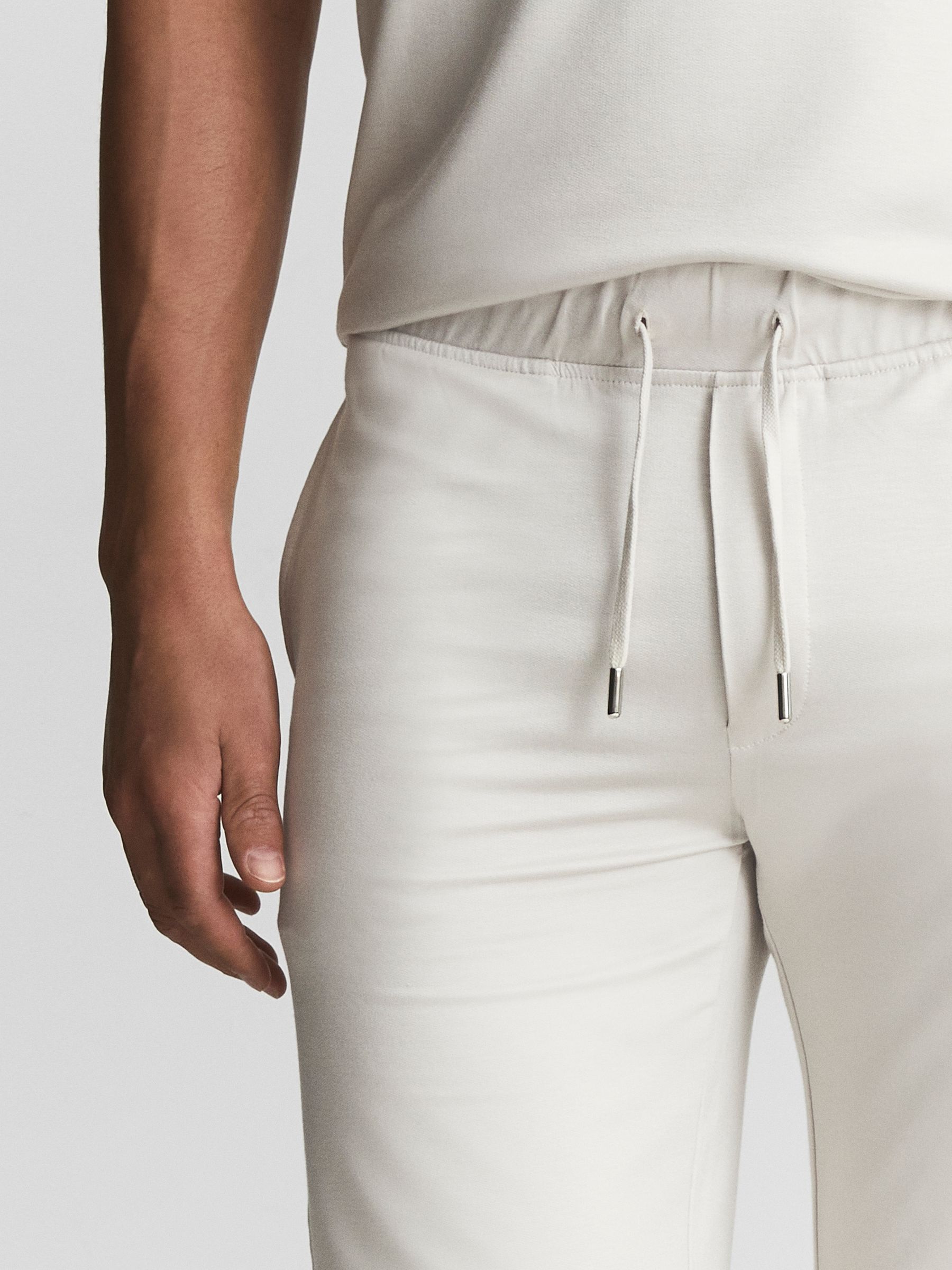 Drawcord Jersey Shorts in Winter White - Image 4 of 5