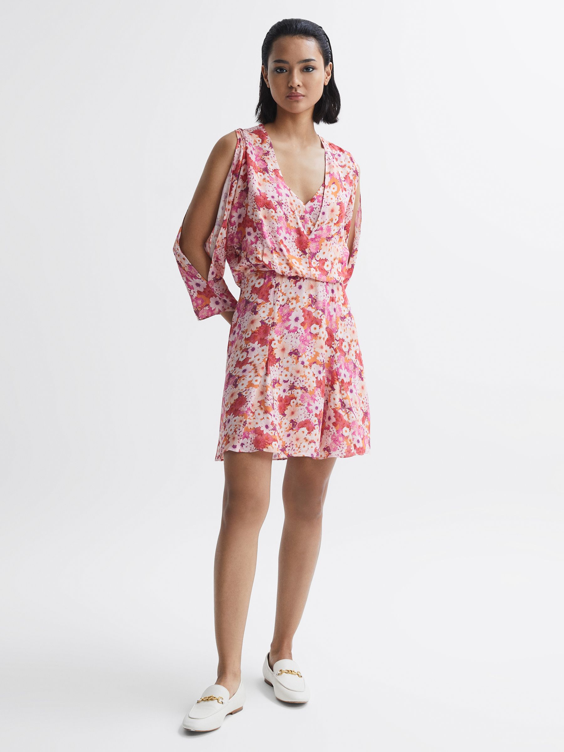 Open Back Split Sleeve Mini Dress in Pink - Image 3 of 5