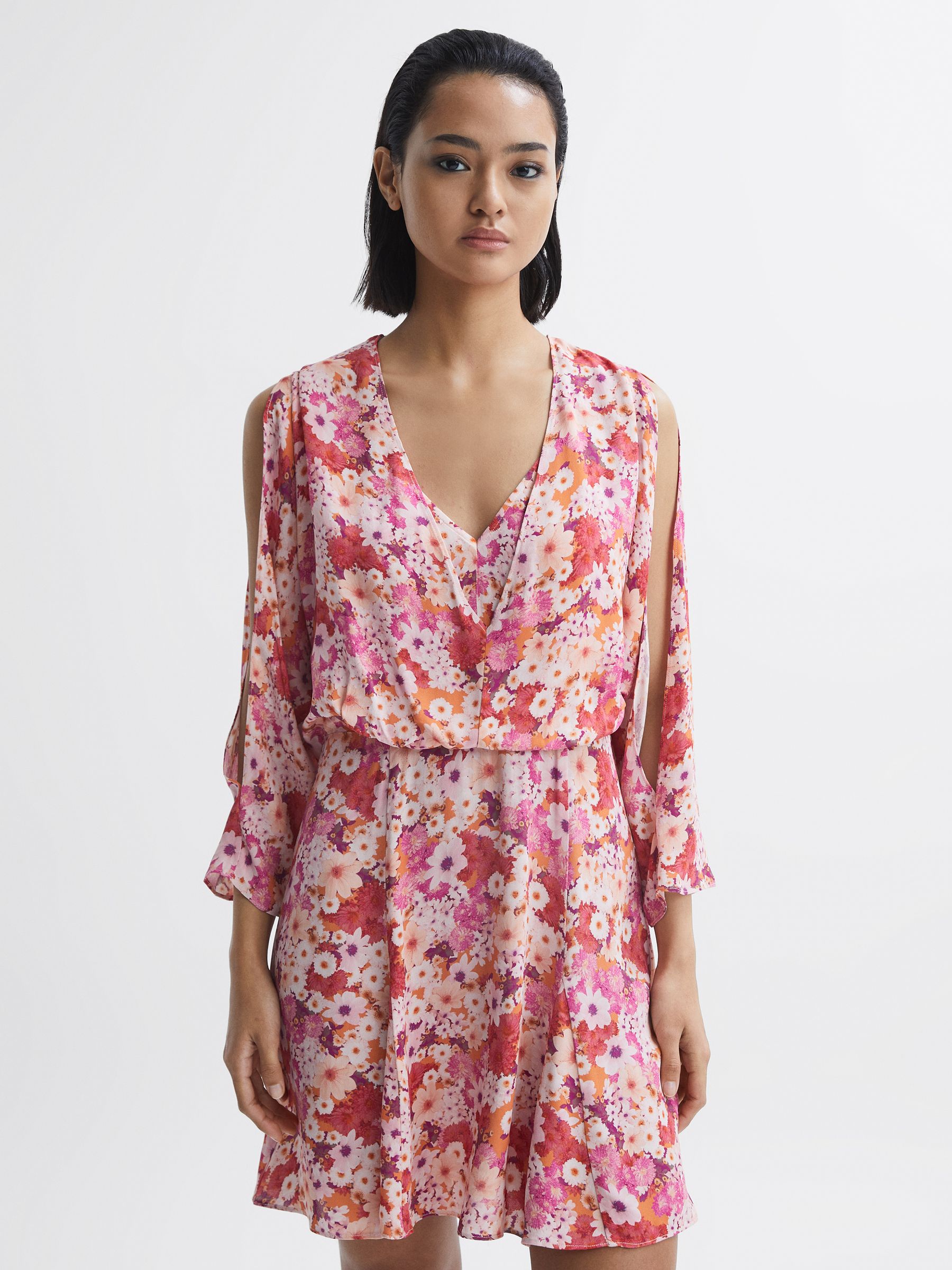 Open Back Split Sleeve Mini Dress in Pink - Image 4 of 5