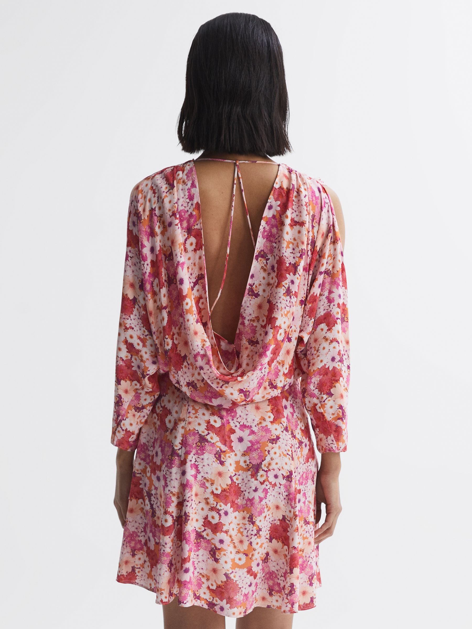 Open Back Split Sleeve Mini Dress in Pink - Image 5 of 5