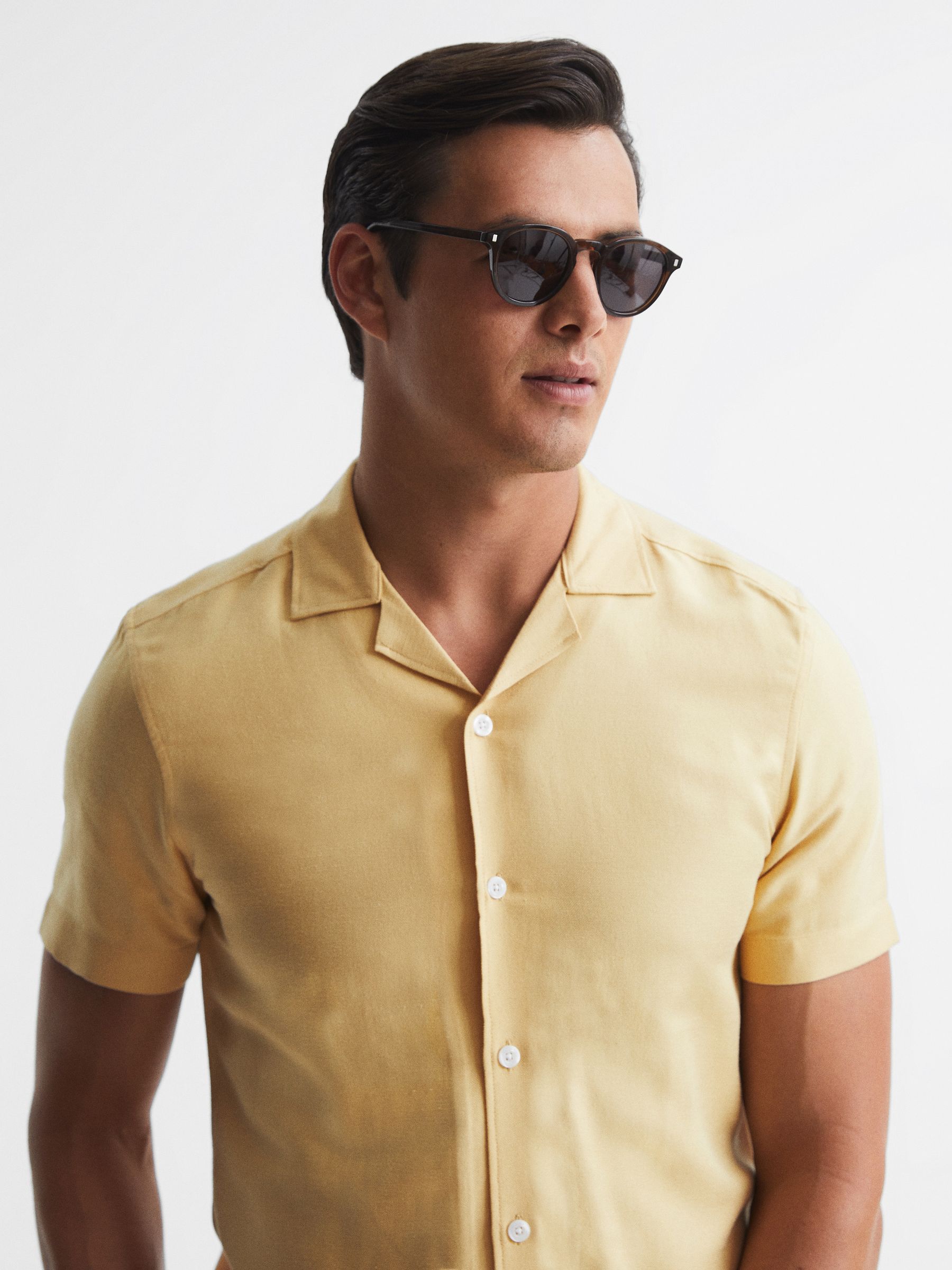 Linen Blend Cuban Collar Shirt in Lemon - Image 6 of 6