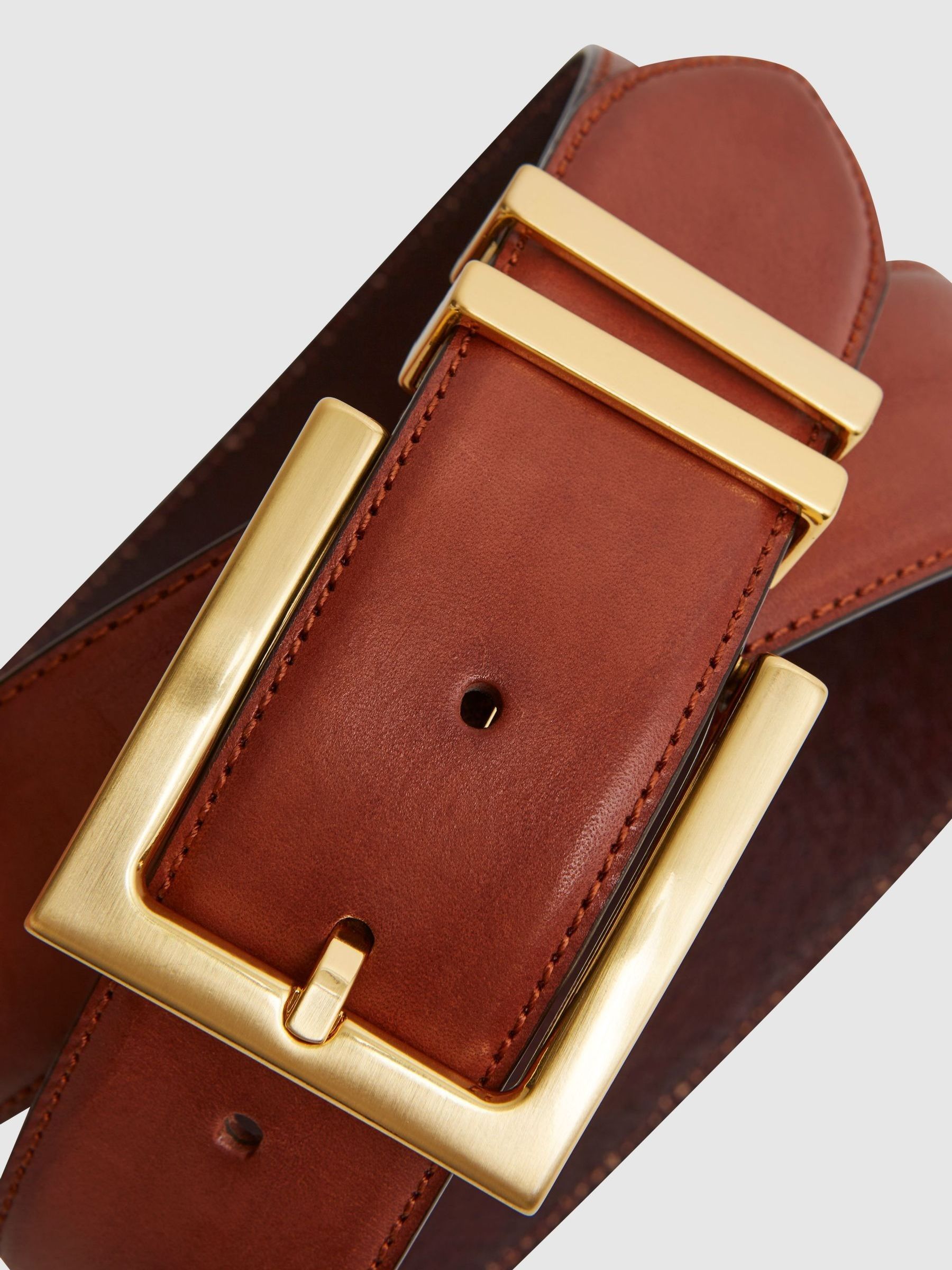 tan leather belt