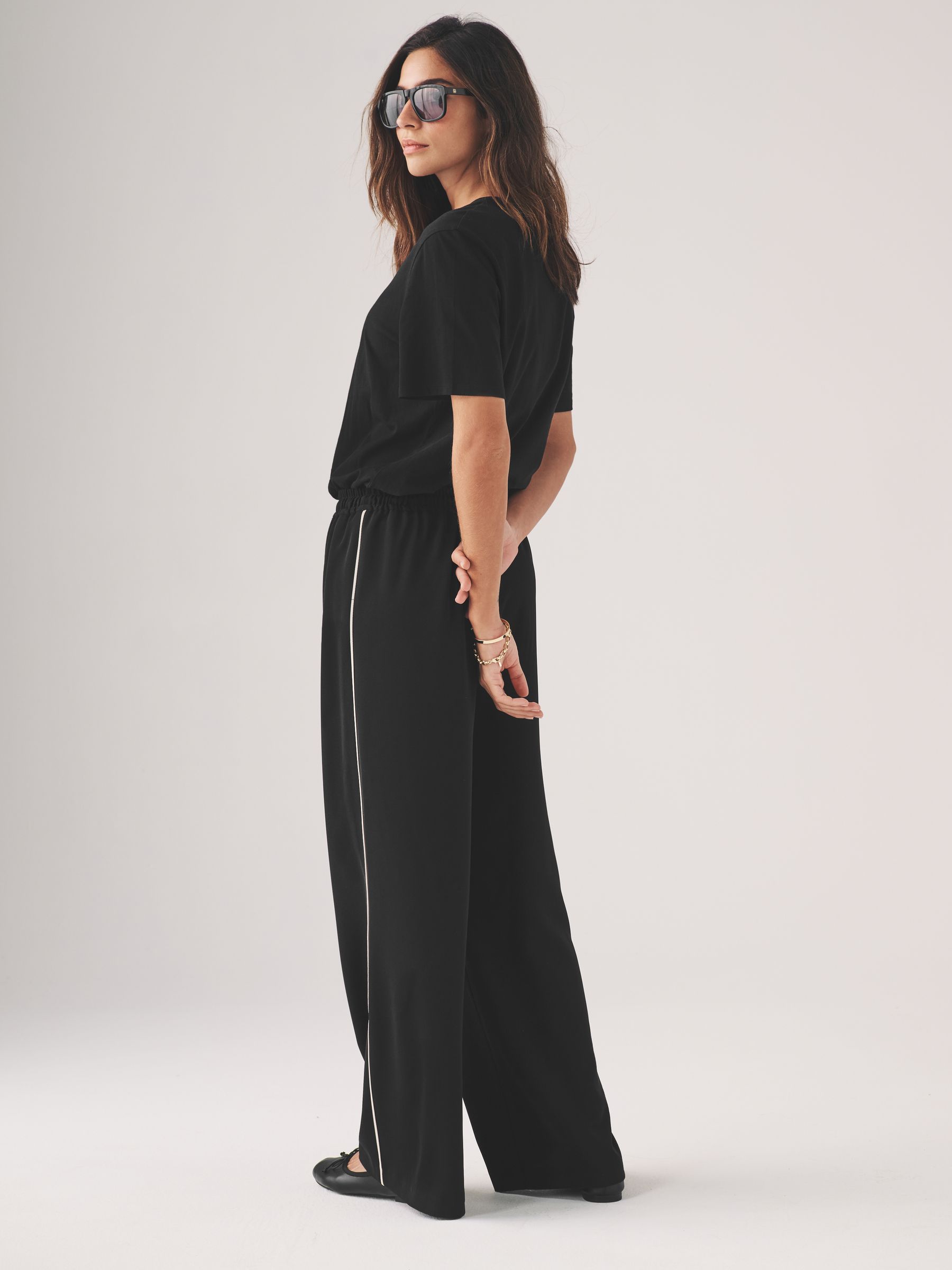 Khaki/Navy - 2 Pack Pull On Trousers with Side Stripe - Image 3 of 6