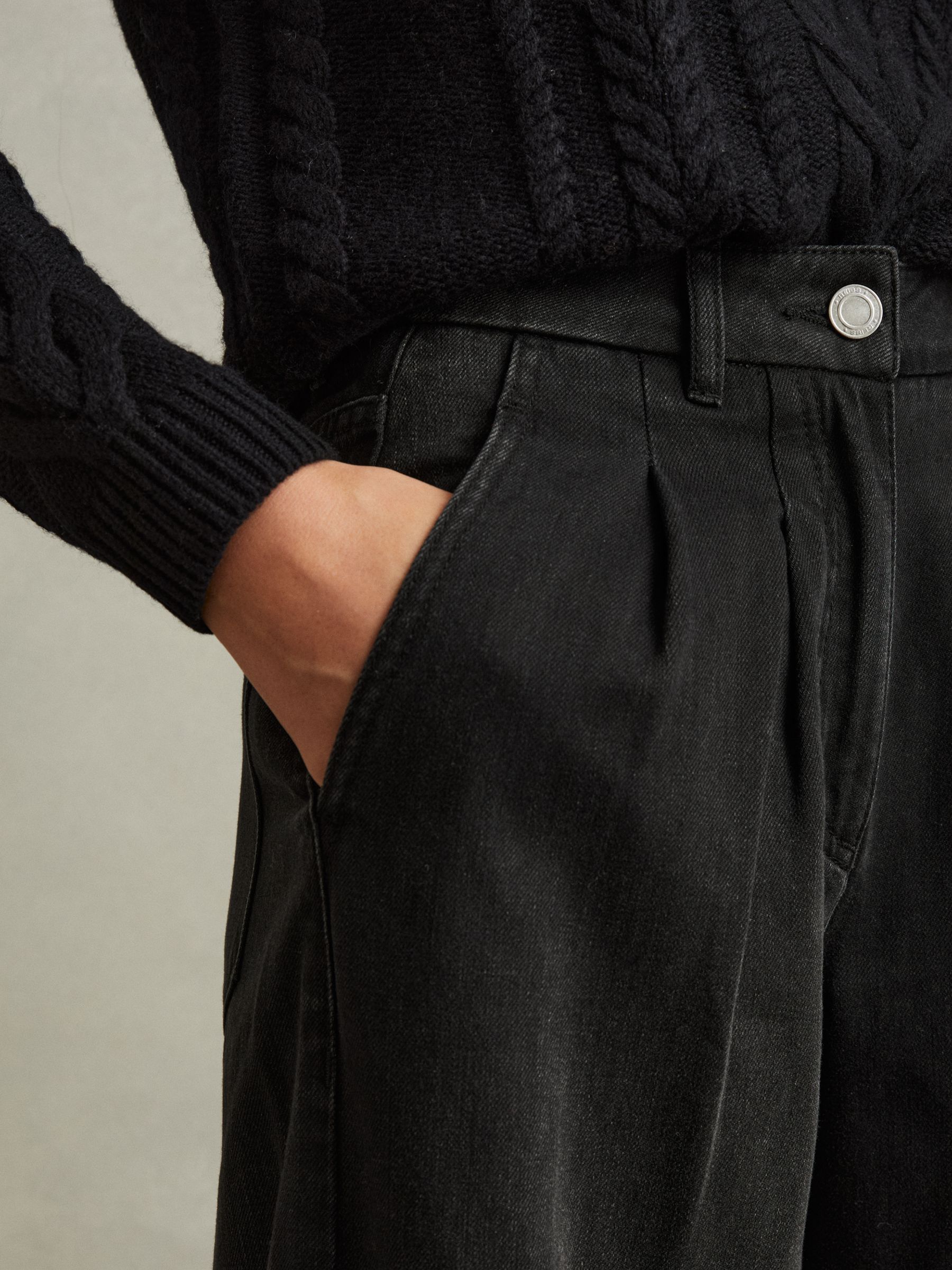 Petite Double Pleat Wide Leg Jeans in Black - Image 4 of 7