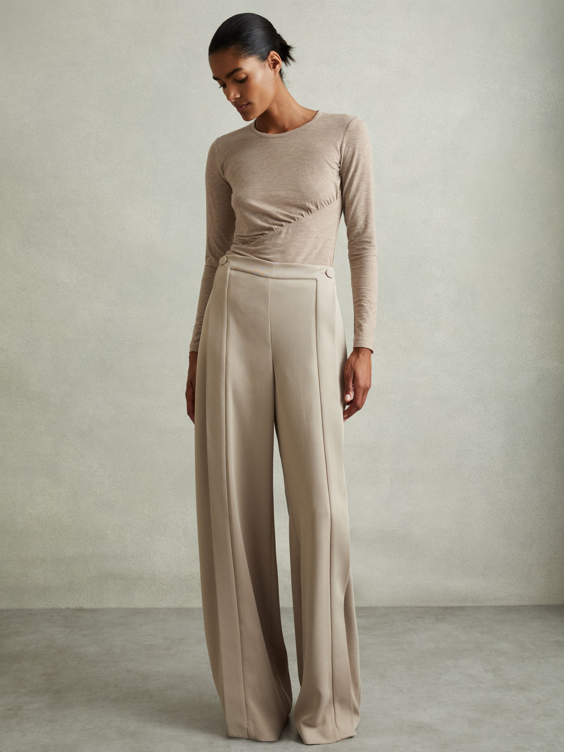 Marled Asymmetric Ruched Top in Neutral - Image 3 of 6