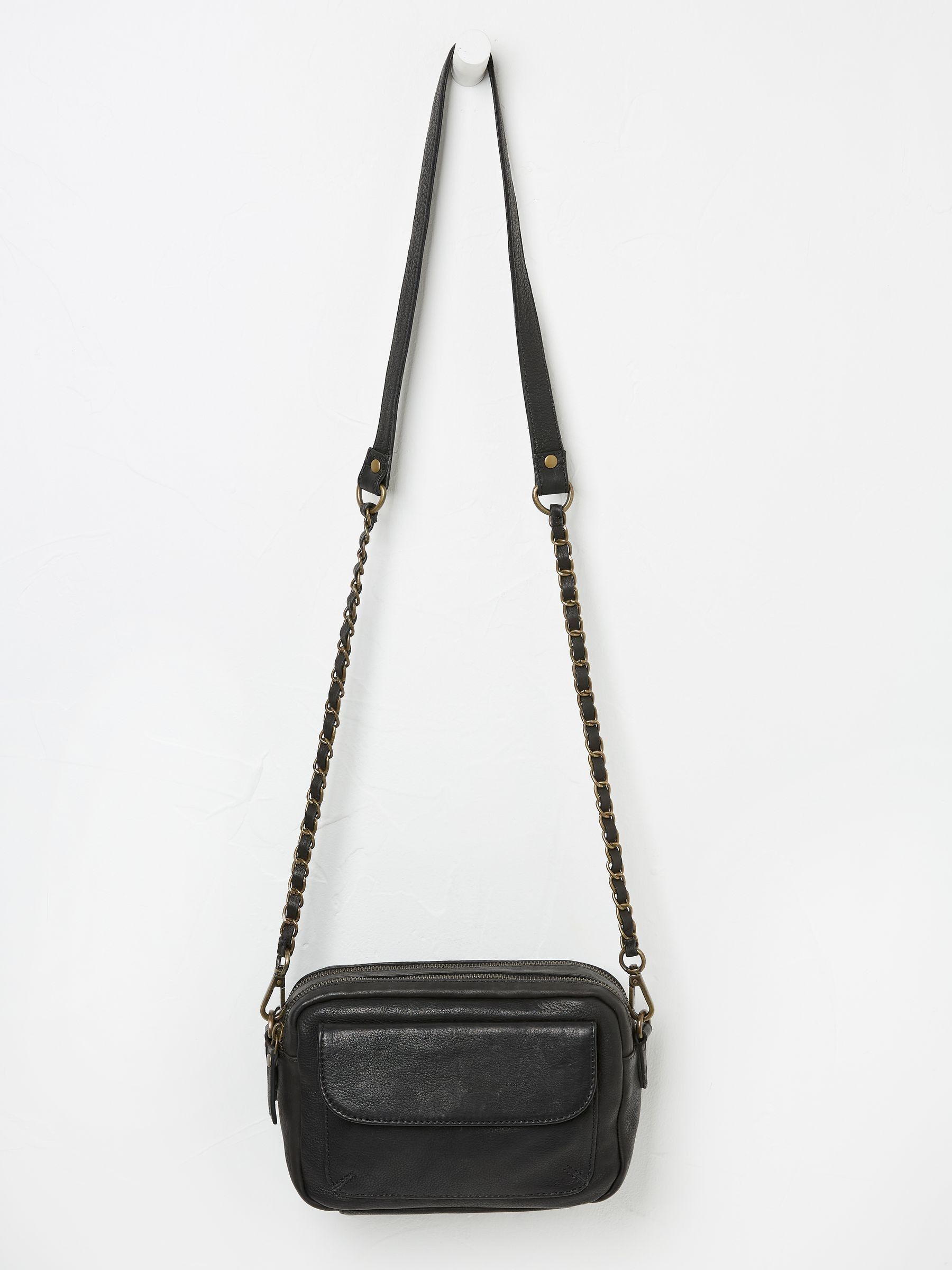 Oslo Black Camera Bag - Image 2 of 3
