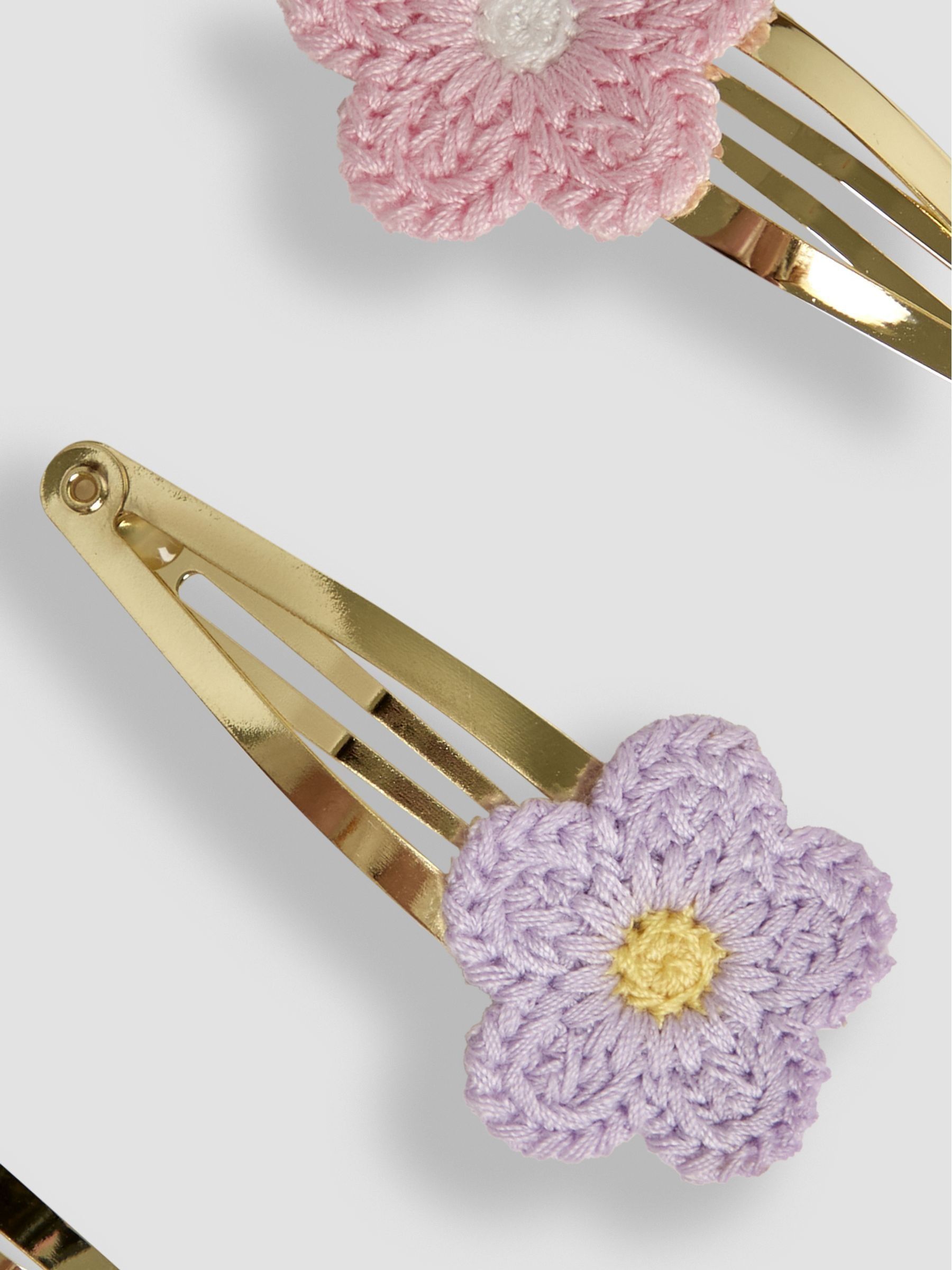 Berry 3-Pack Crochet Clips - Image 3 of 3