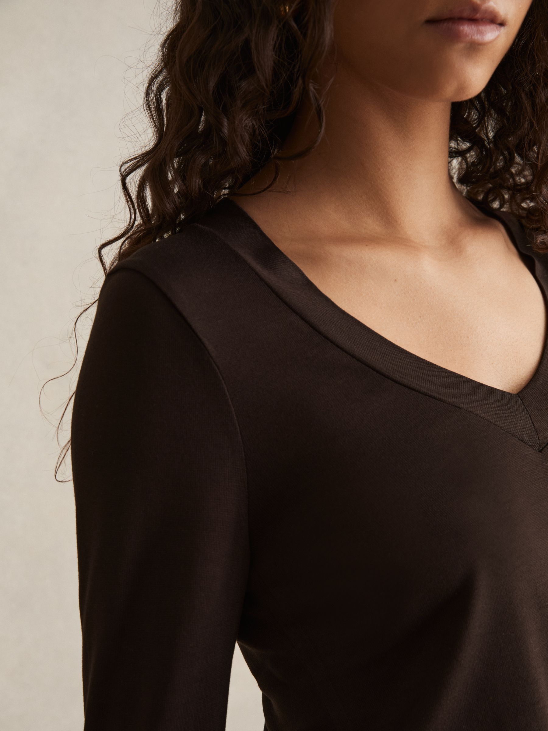 Jersey V-Neck Top in Chocolate - Image 4 of 7