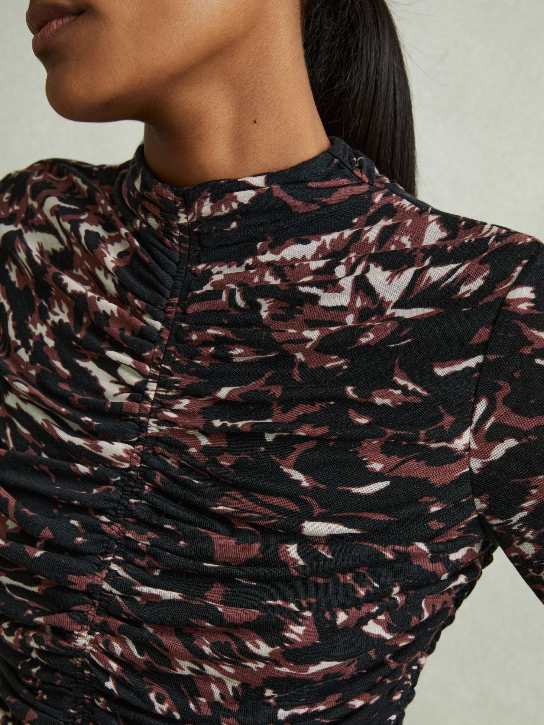 Printed Ruched Top in Black/Brown - Image 3 of 5
