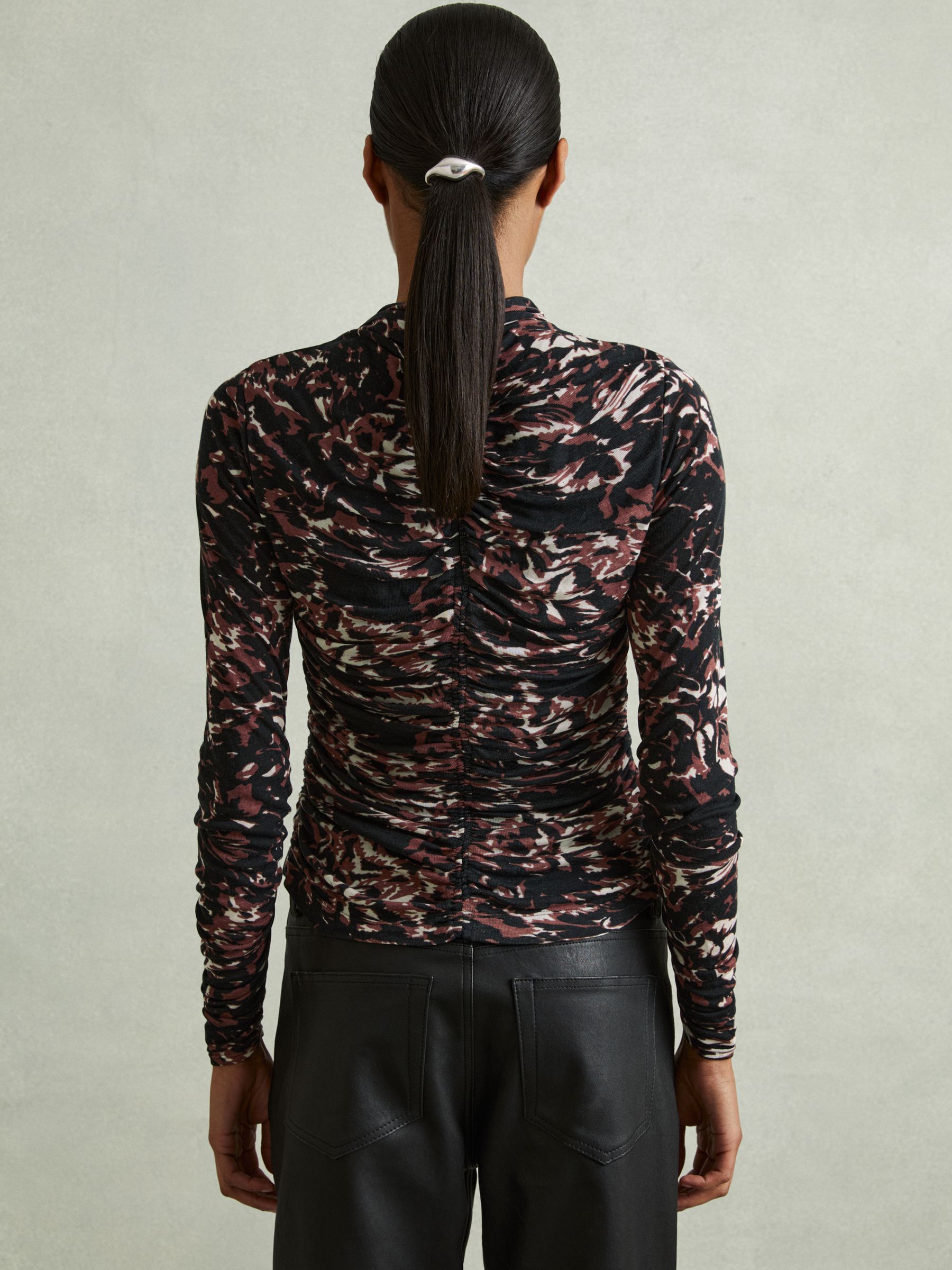 Printed Ruched Top in Black/Brown - Image 4 of 5