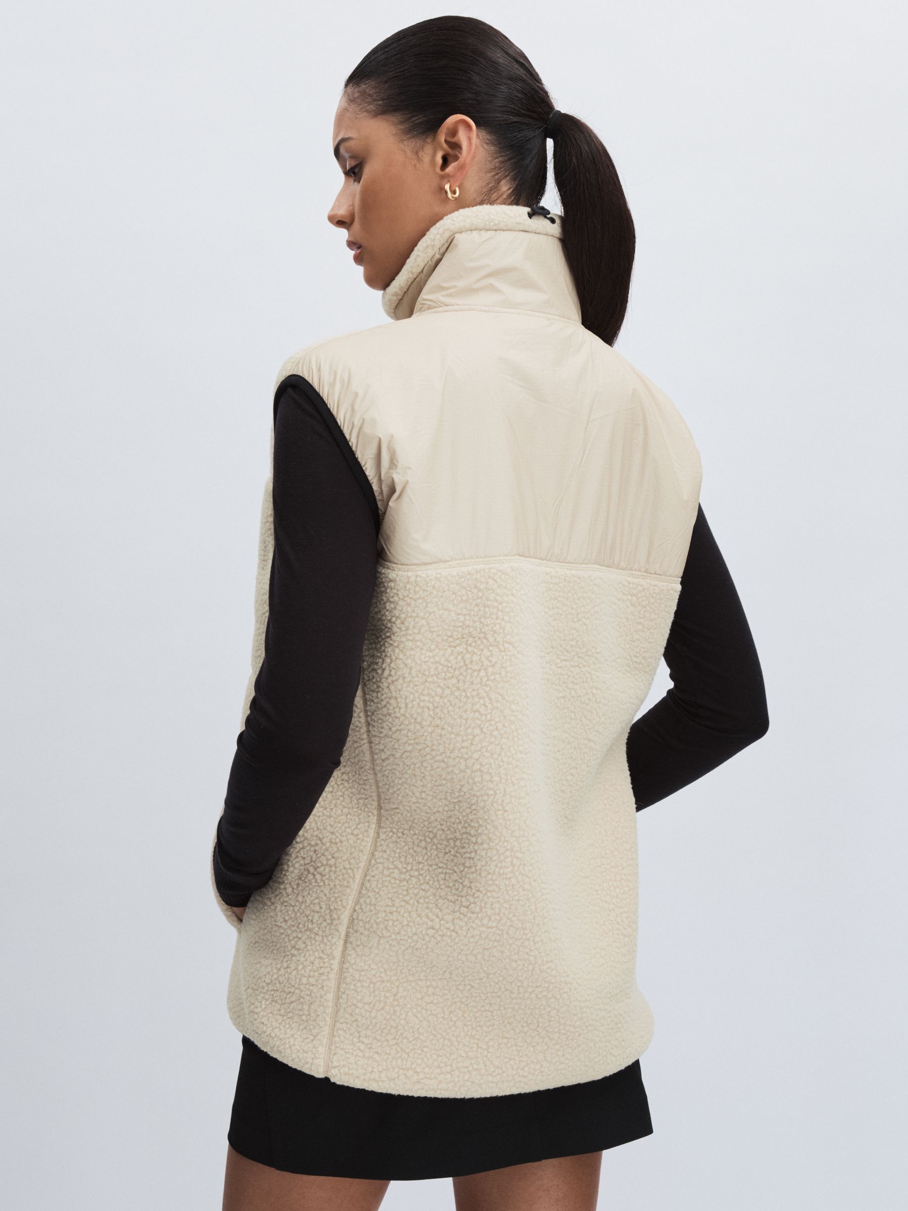 Rains Fleece Zip-Through Gilet in Beige - Image 5 of 6