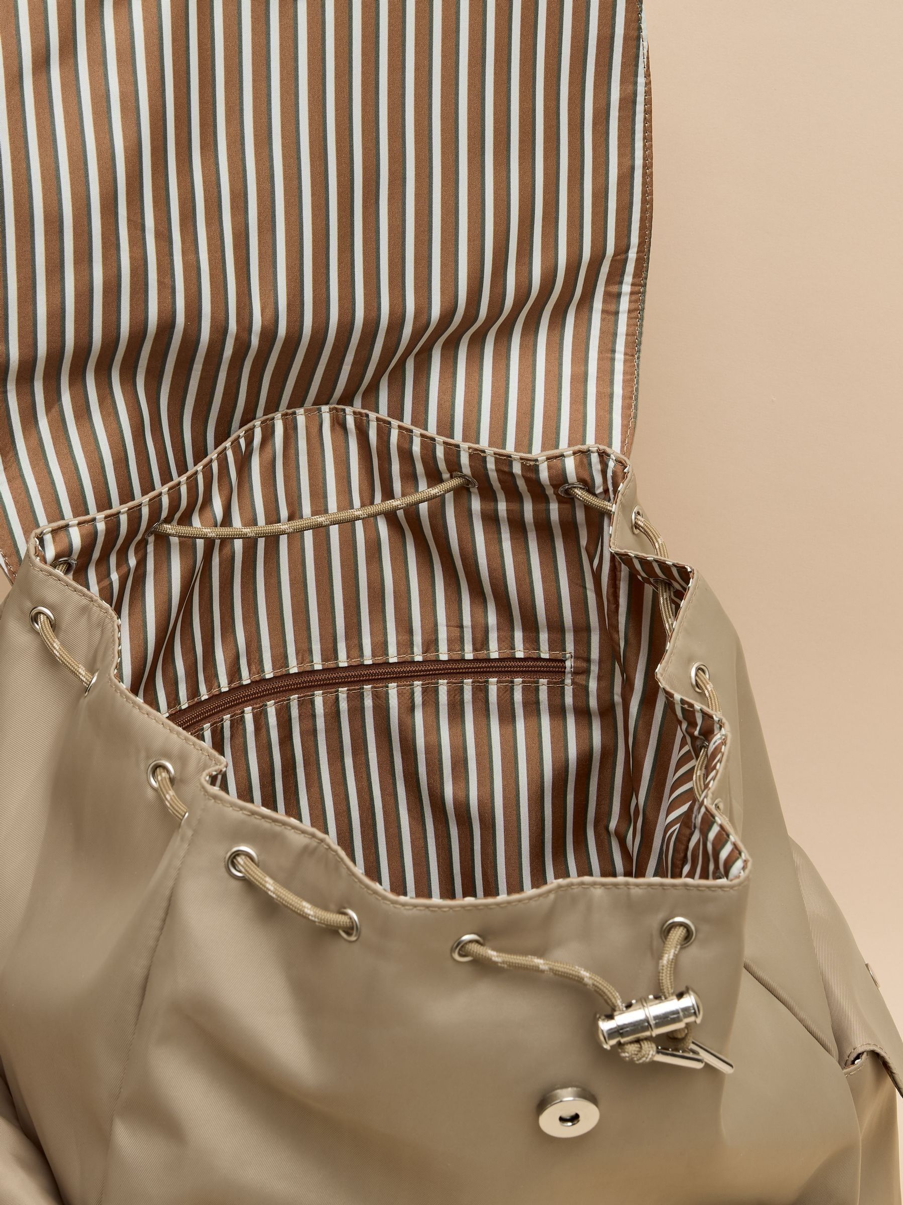Cambeck Brown Water Resistant Backpack - Image 8 of 8