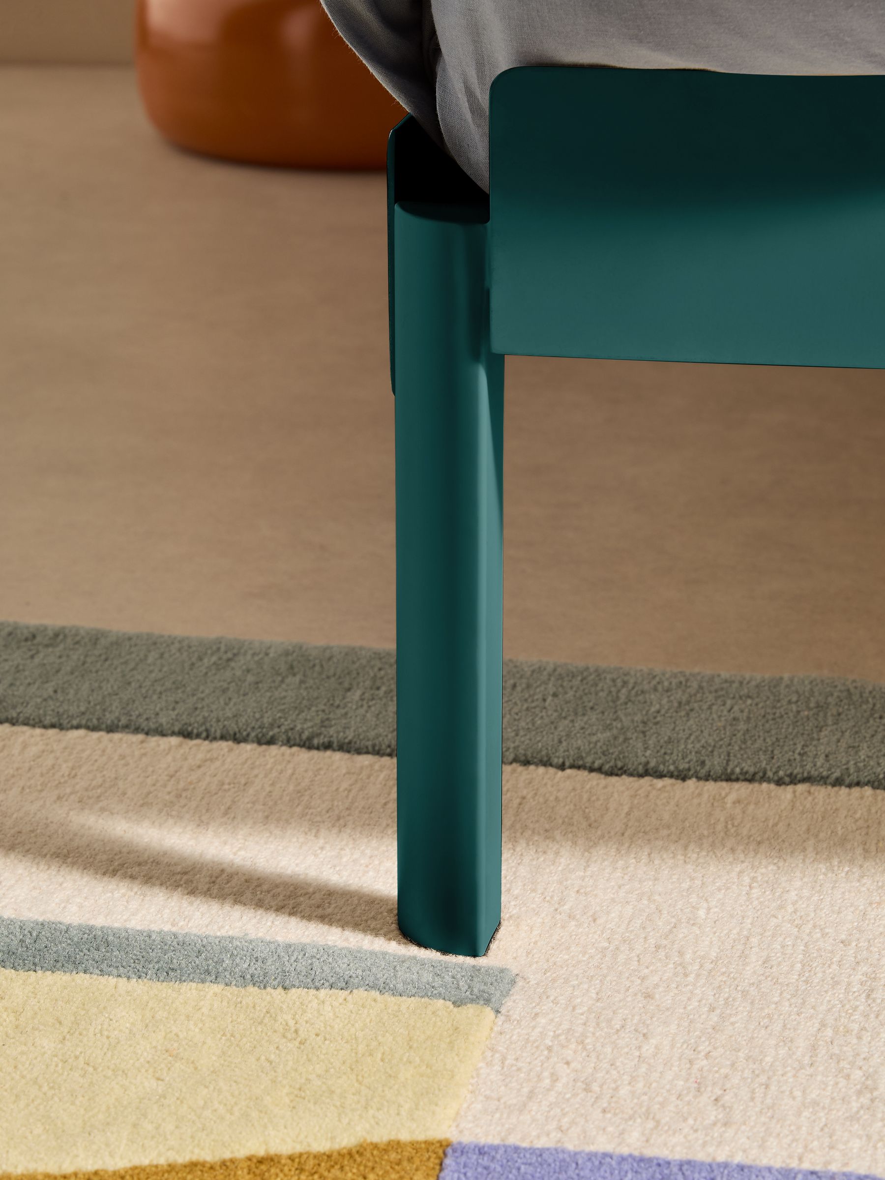 Lira Metal Platform Bed in Green - Image 3 of 5