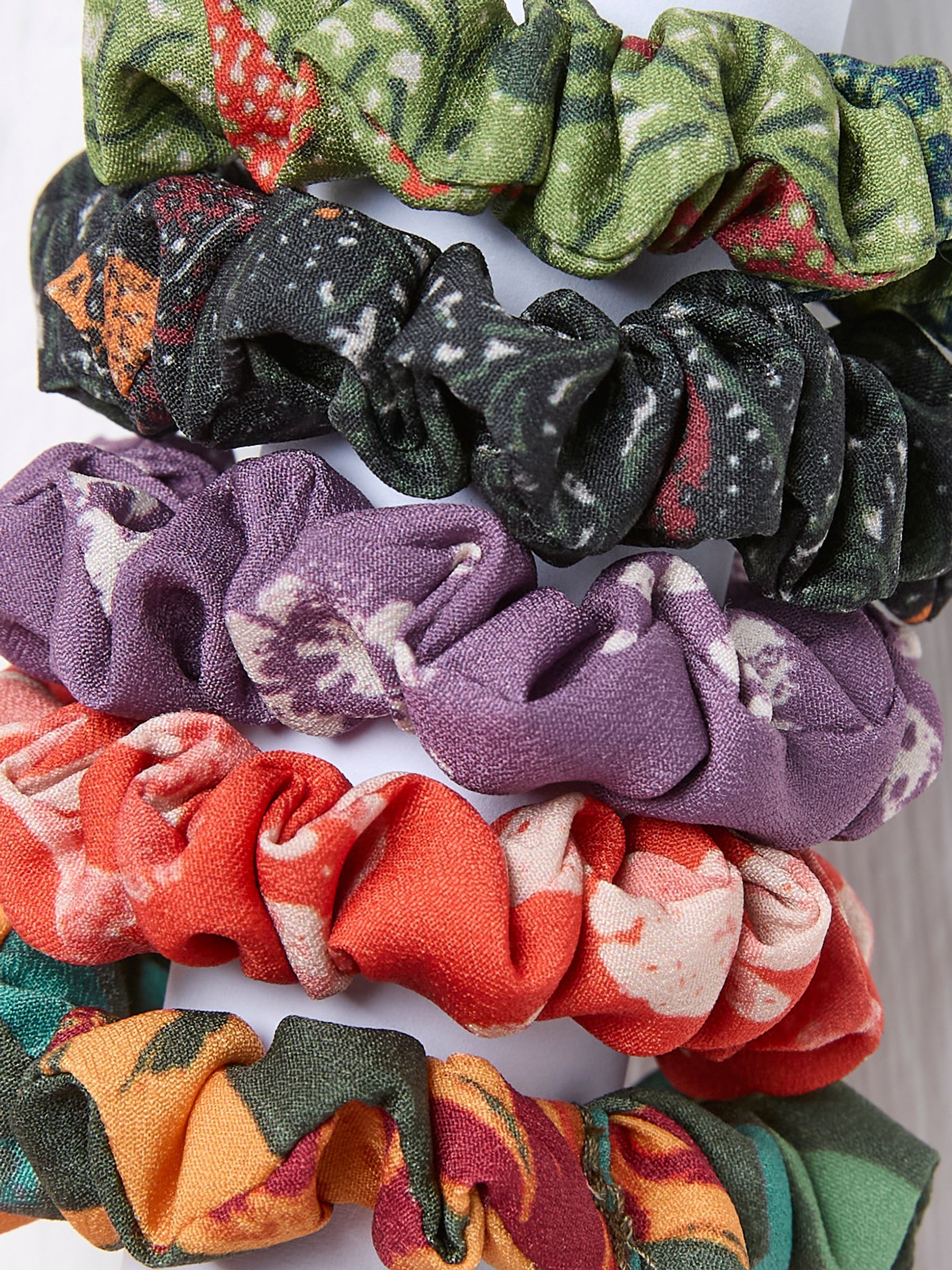 Green Wilding Print Scrunchies 5 Pack - Image 2 of 2