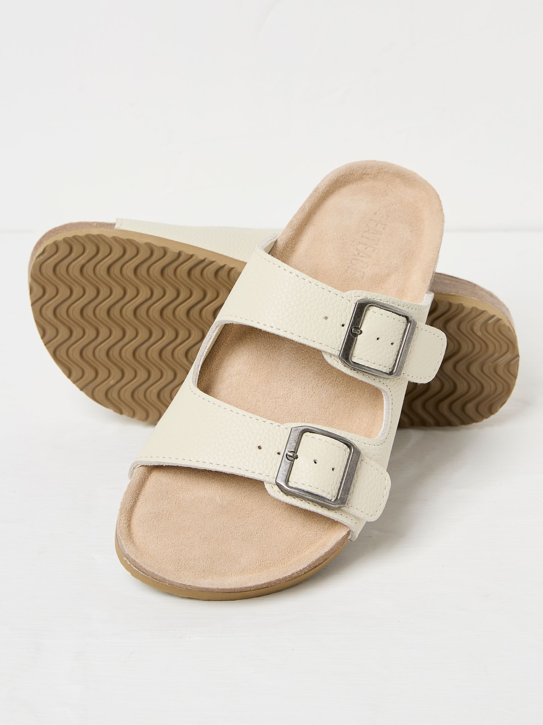 Meldon White Sandal - Image 2 of 3