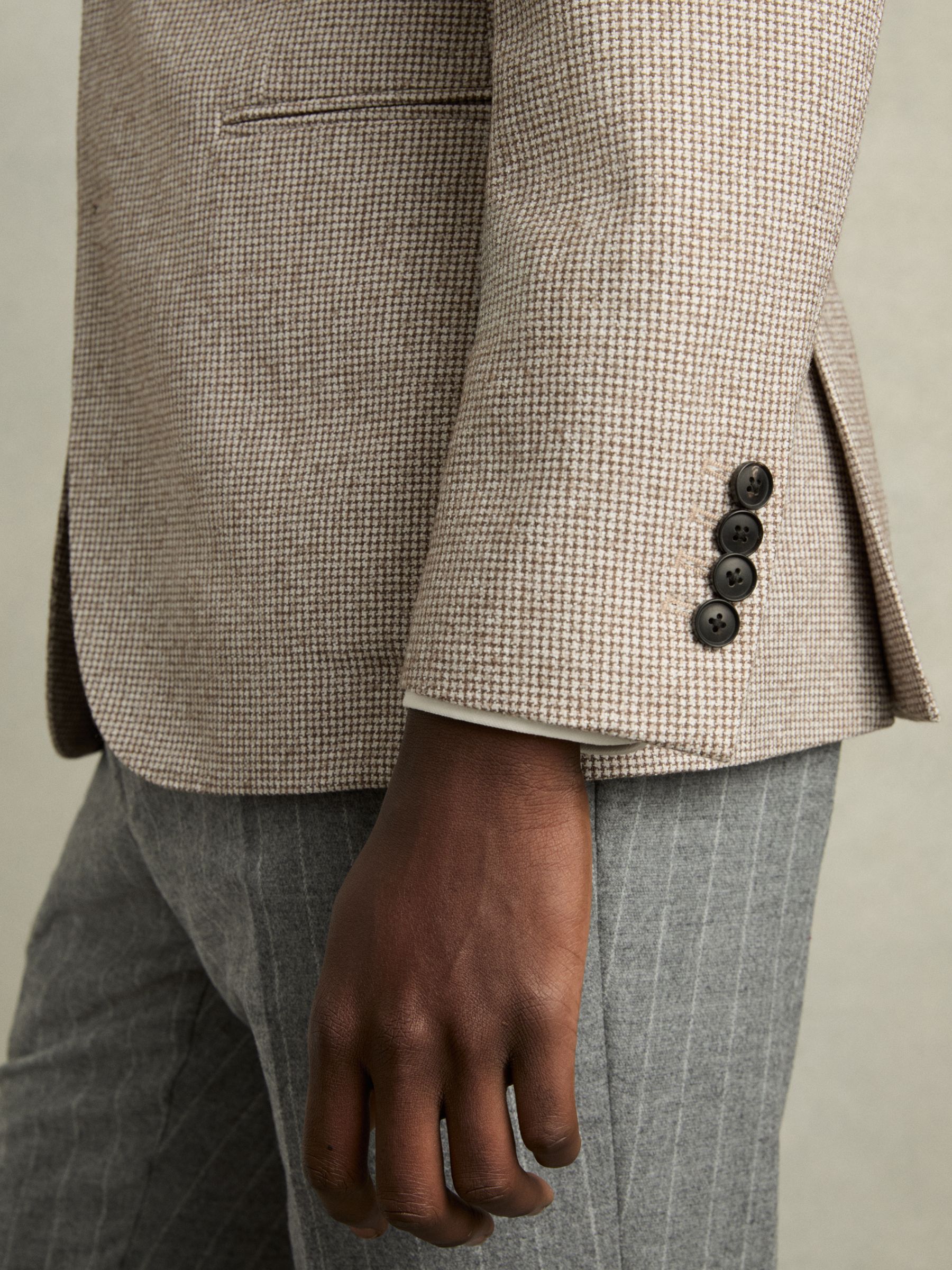Single-Breasted Blazer with Wool in Puppytooth Check in Taupe/Off White - Image 6 of 10