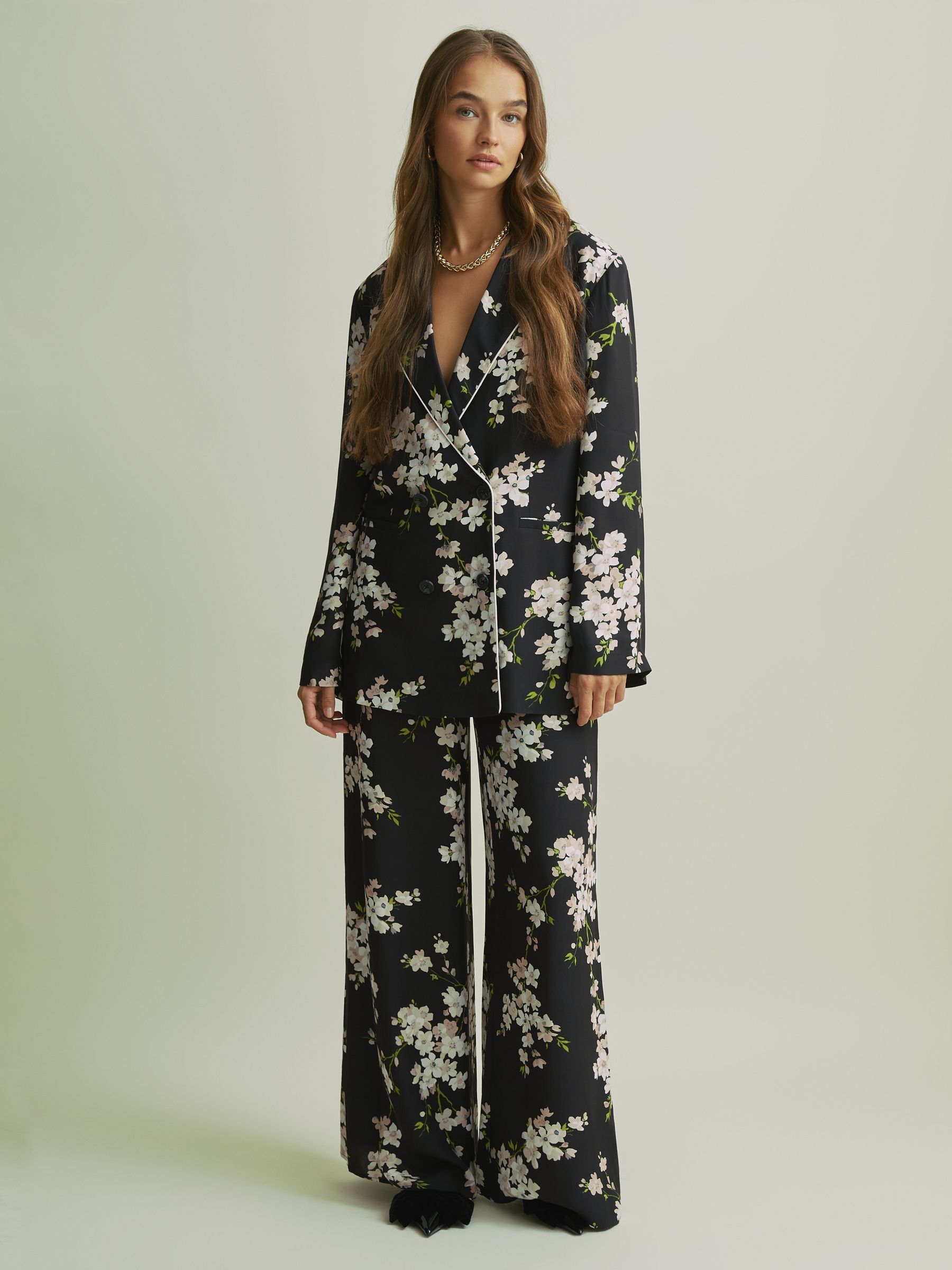 Florere High Rise Wide Leg Trousers in Black - Image 5 of 7