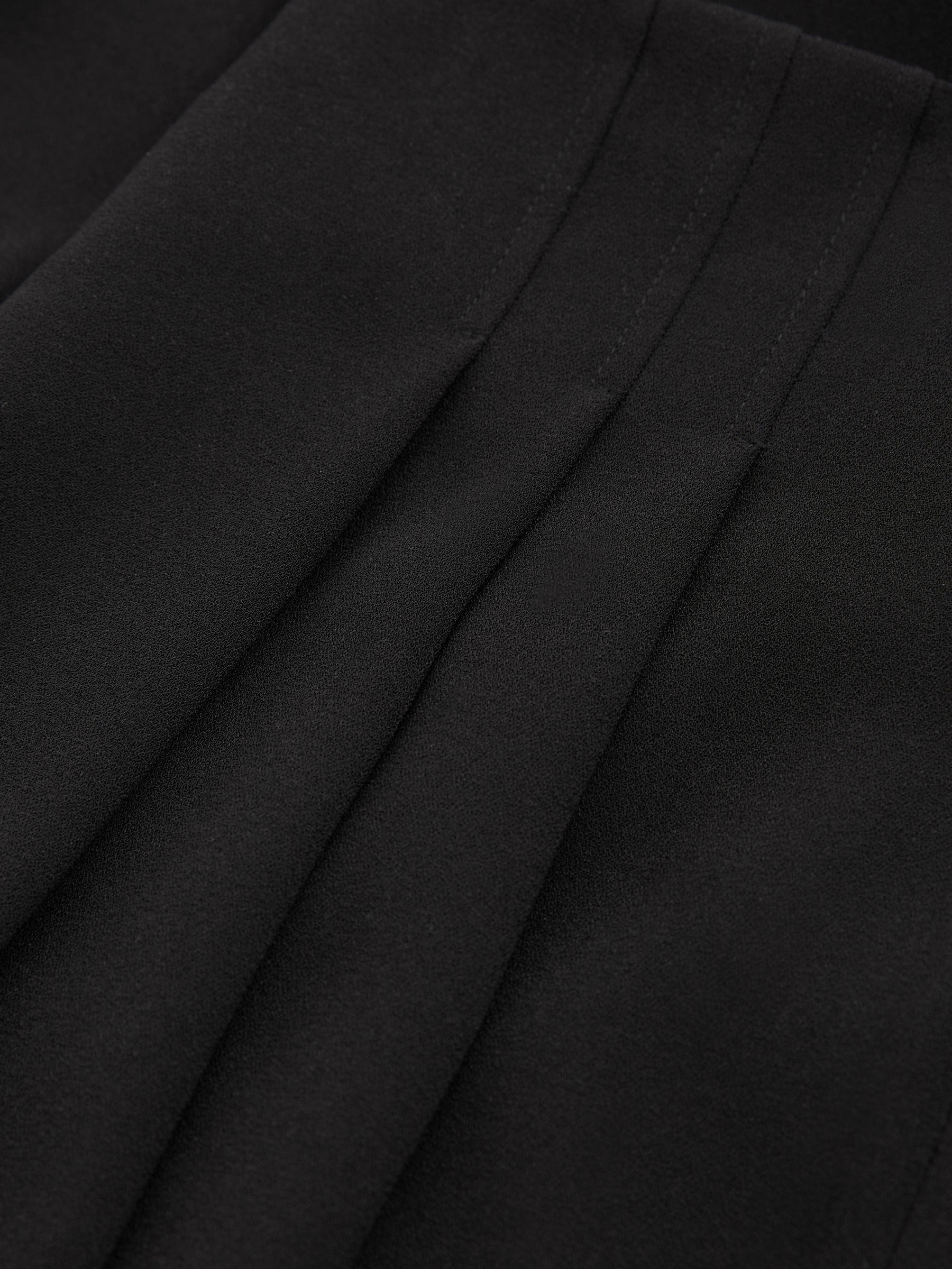 Florere Pleated Wide Leg Trousers in Black - Image 6 of 6