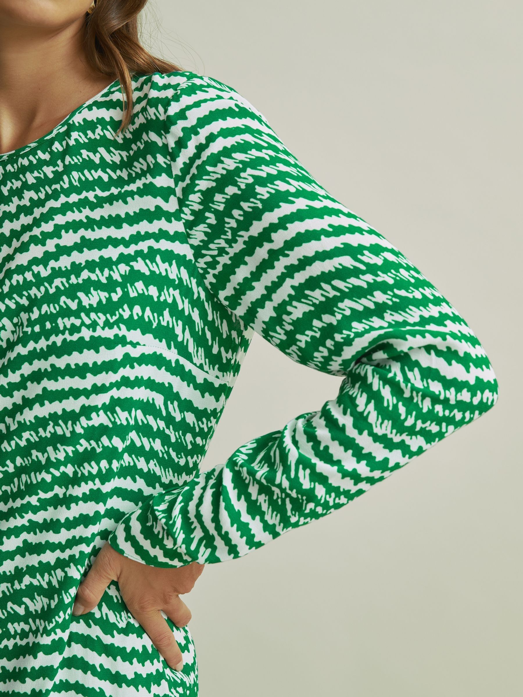 Florere Green Asymmetric Midi Dress in Green - Image 6 of 8