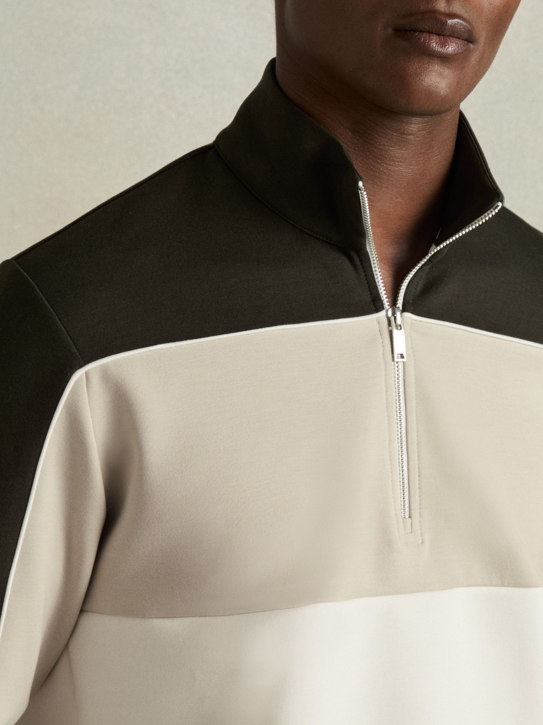 Interlock Colour-Block Half-Zip Sweatshirt in Forest Green/Off White - Image 4 of 6