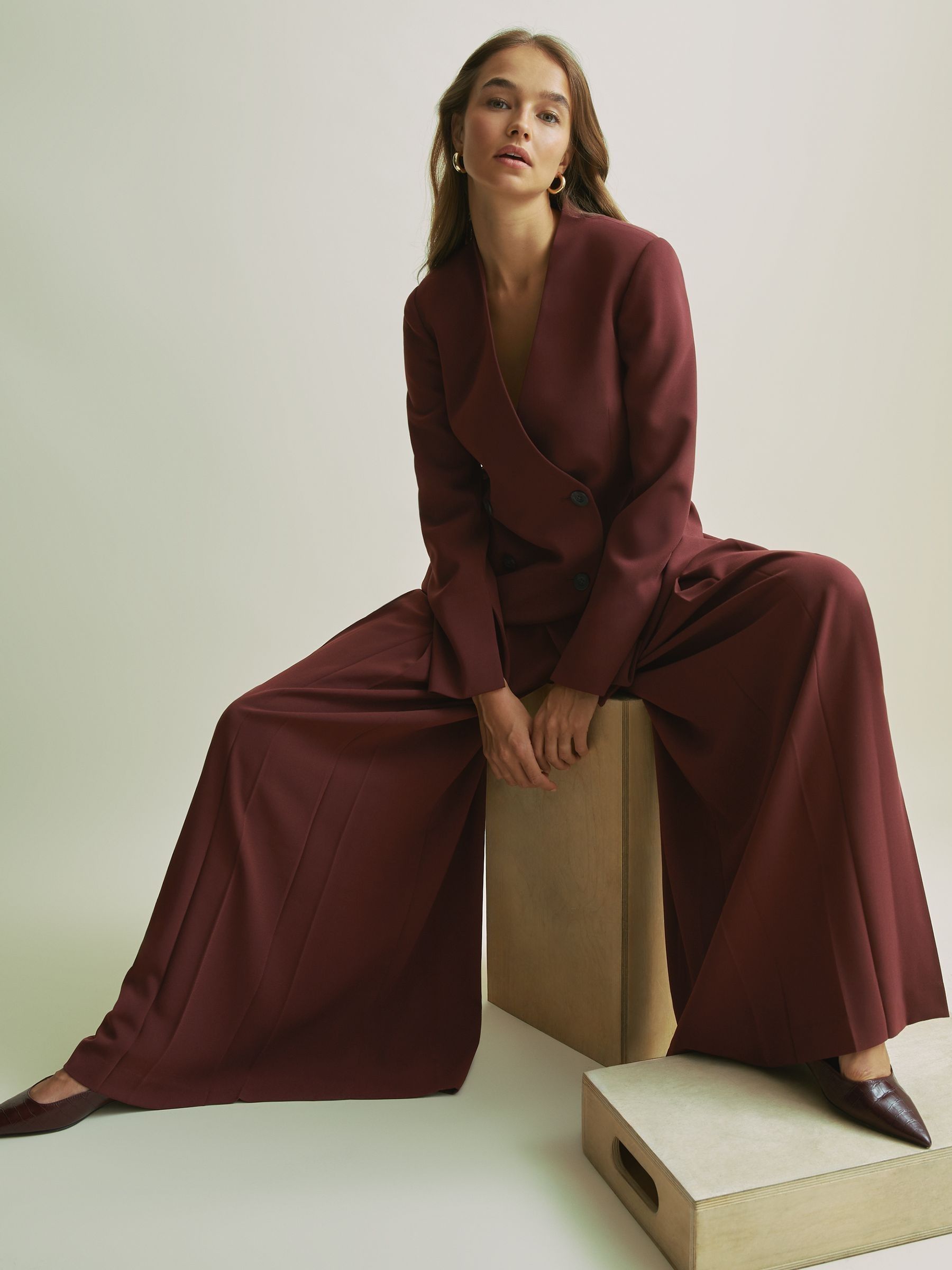 Florere Burgundy Collarless Double Breasted Blazer in Burgundy - Image 3 of 7