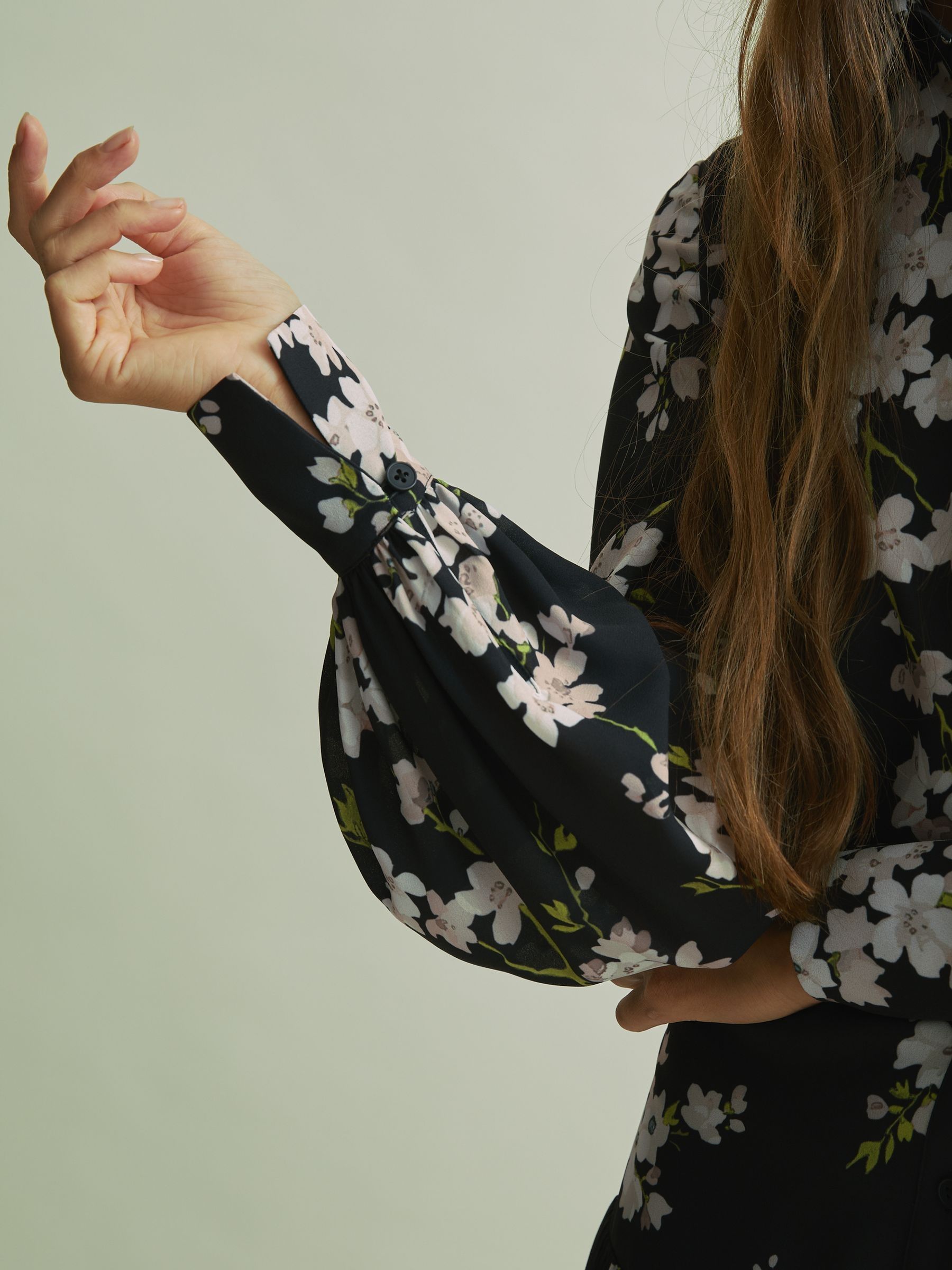 Florere Dropped Waist Shirt Midi Dress in Black - Image 6 of 7