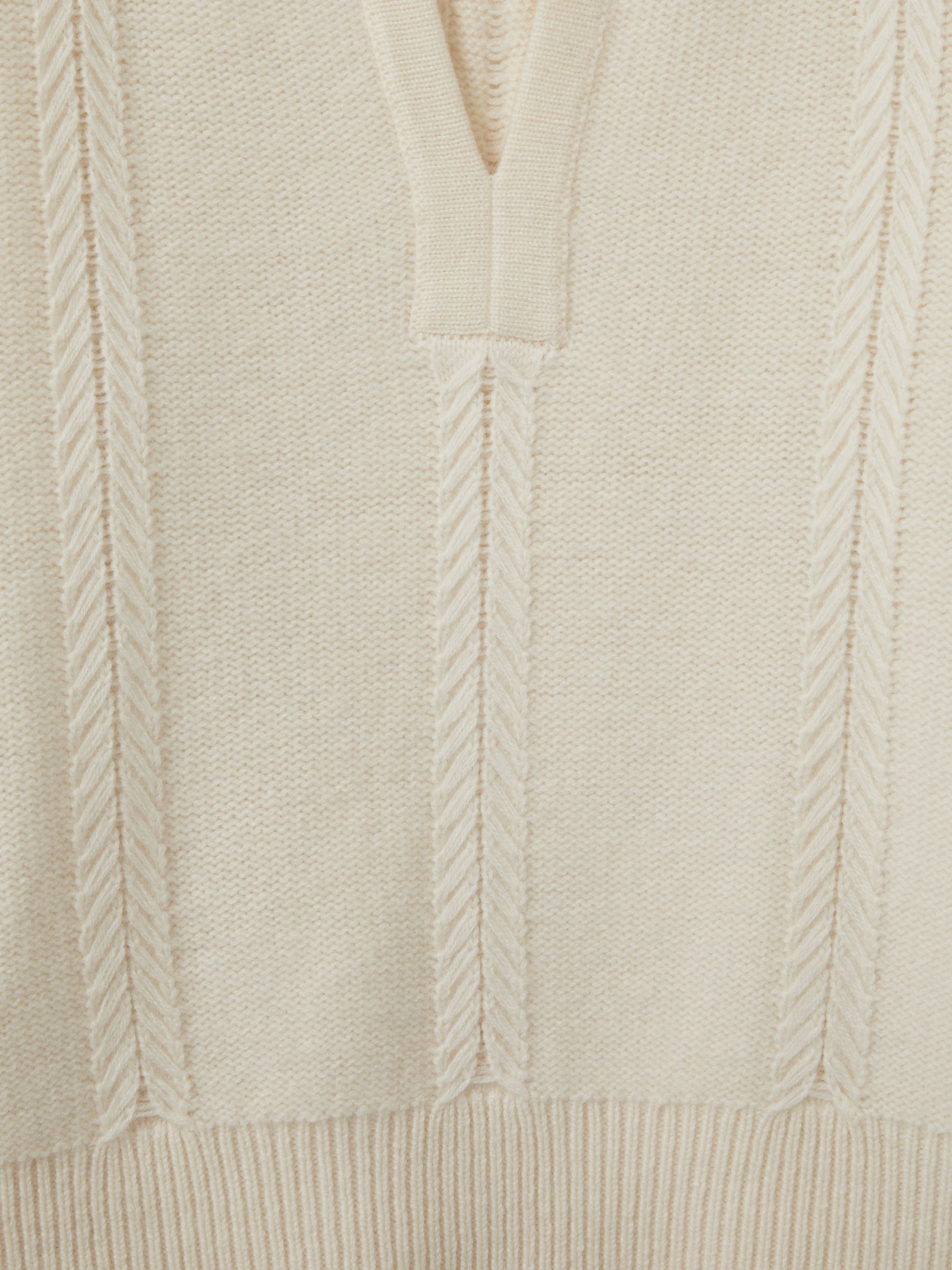 Wool-Cashmere Cropped Open-Collar Jumper in Cream - Image 5 of 5