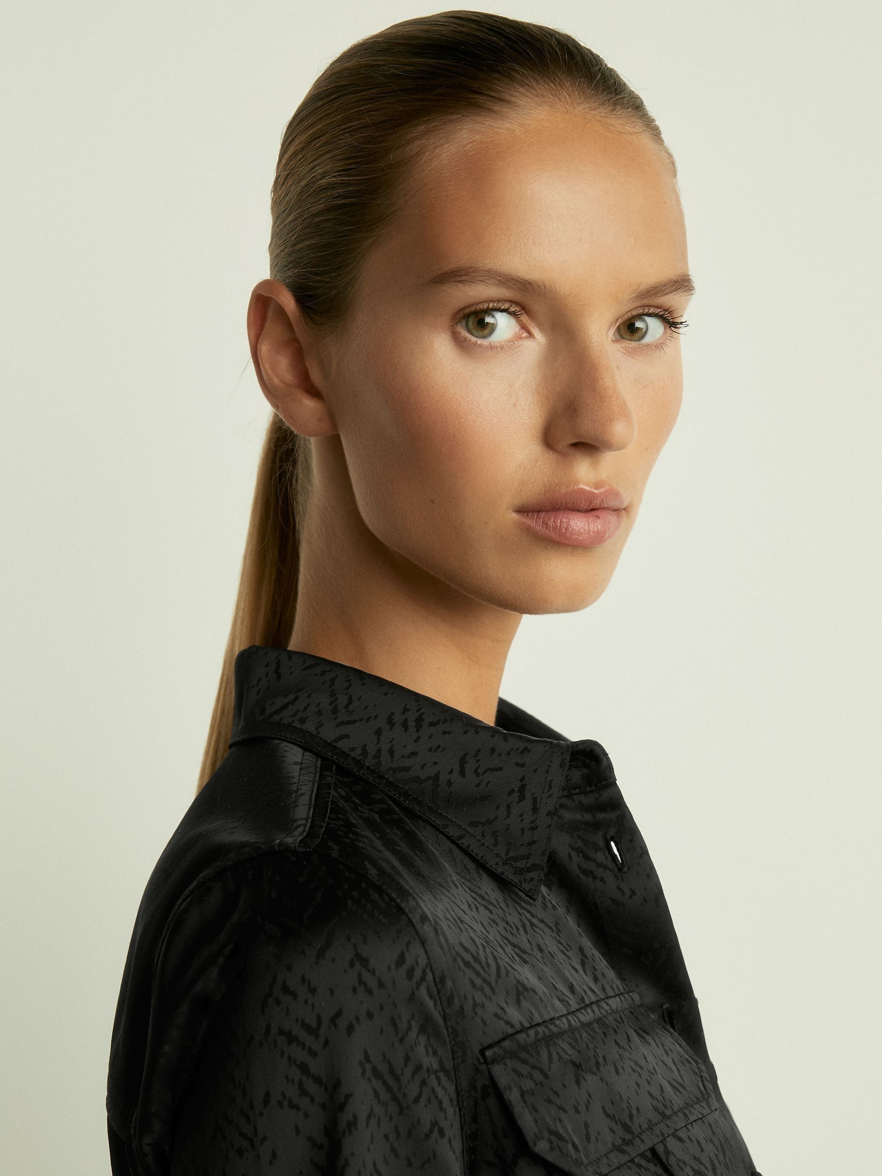 Herringbone-Jacquard Satin Shirt in Black - Image 4 of 6