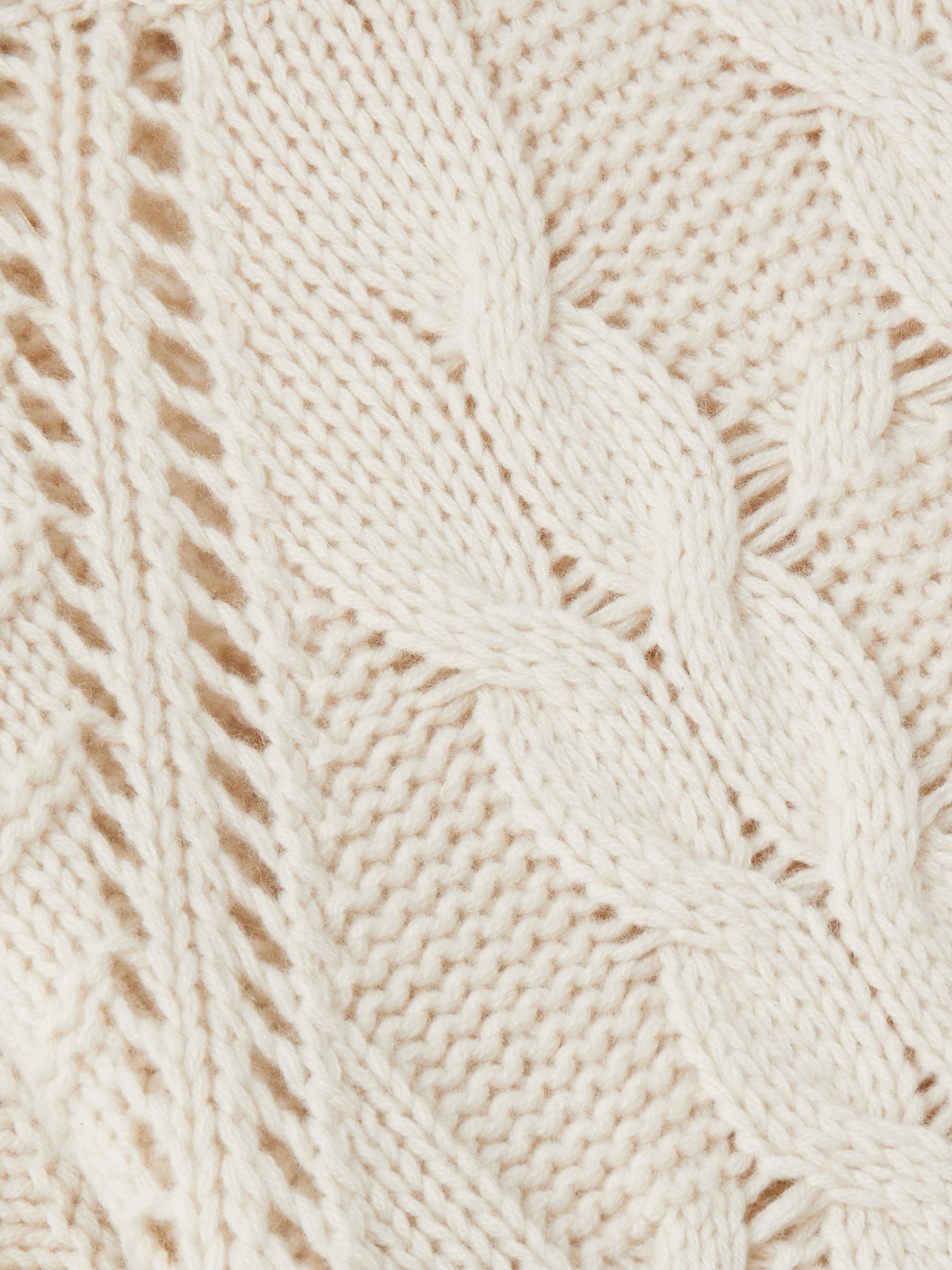 Wool-Cashmere Chunky Cable-Knit Jumper in Cream - Image 6 of 6