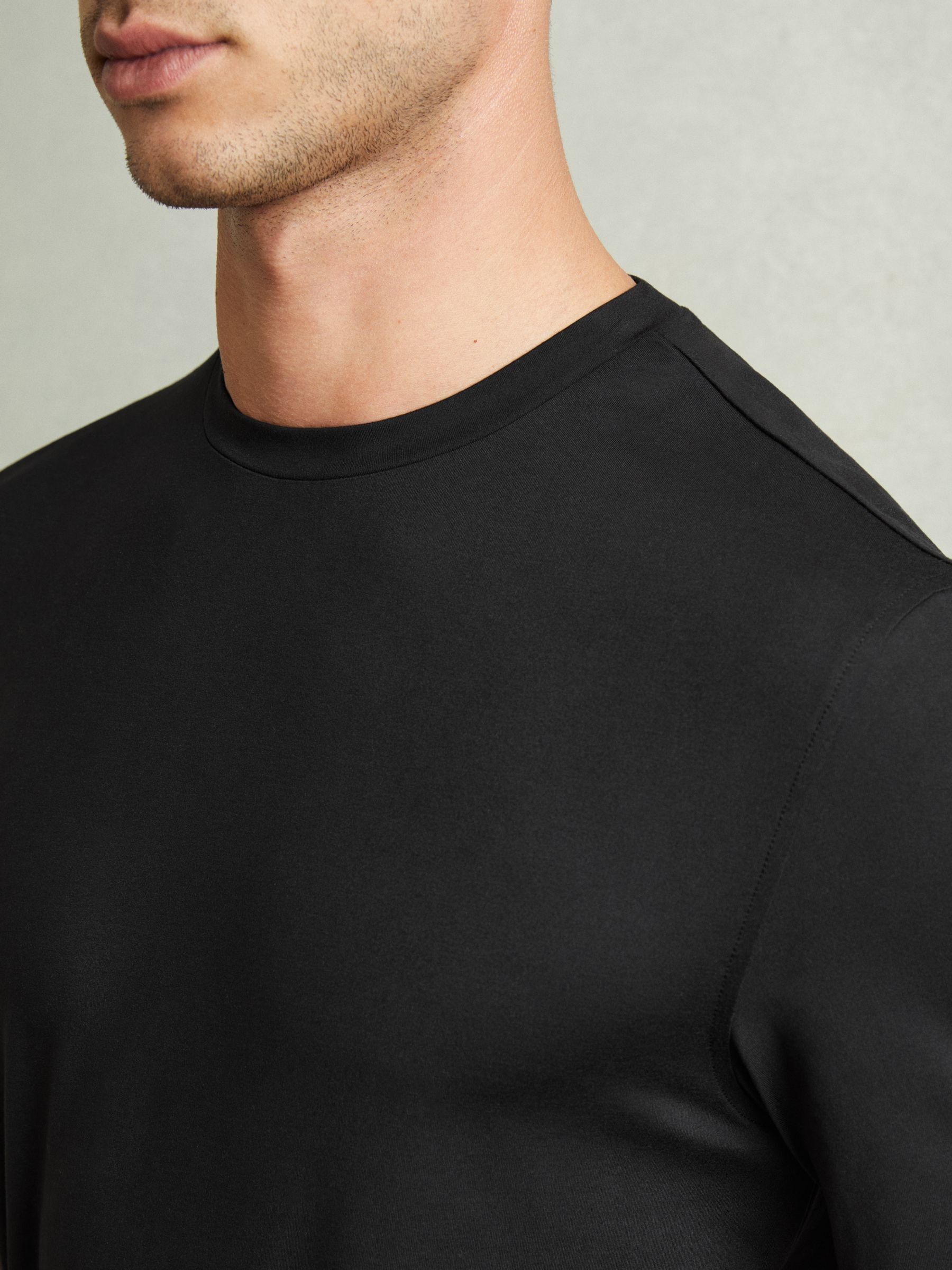 Crew-Neck Jersey T-shirt in Black - Image 3 of 5