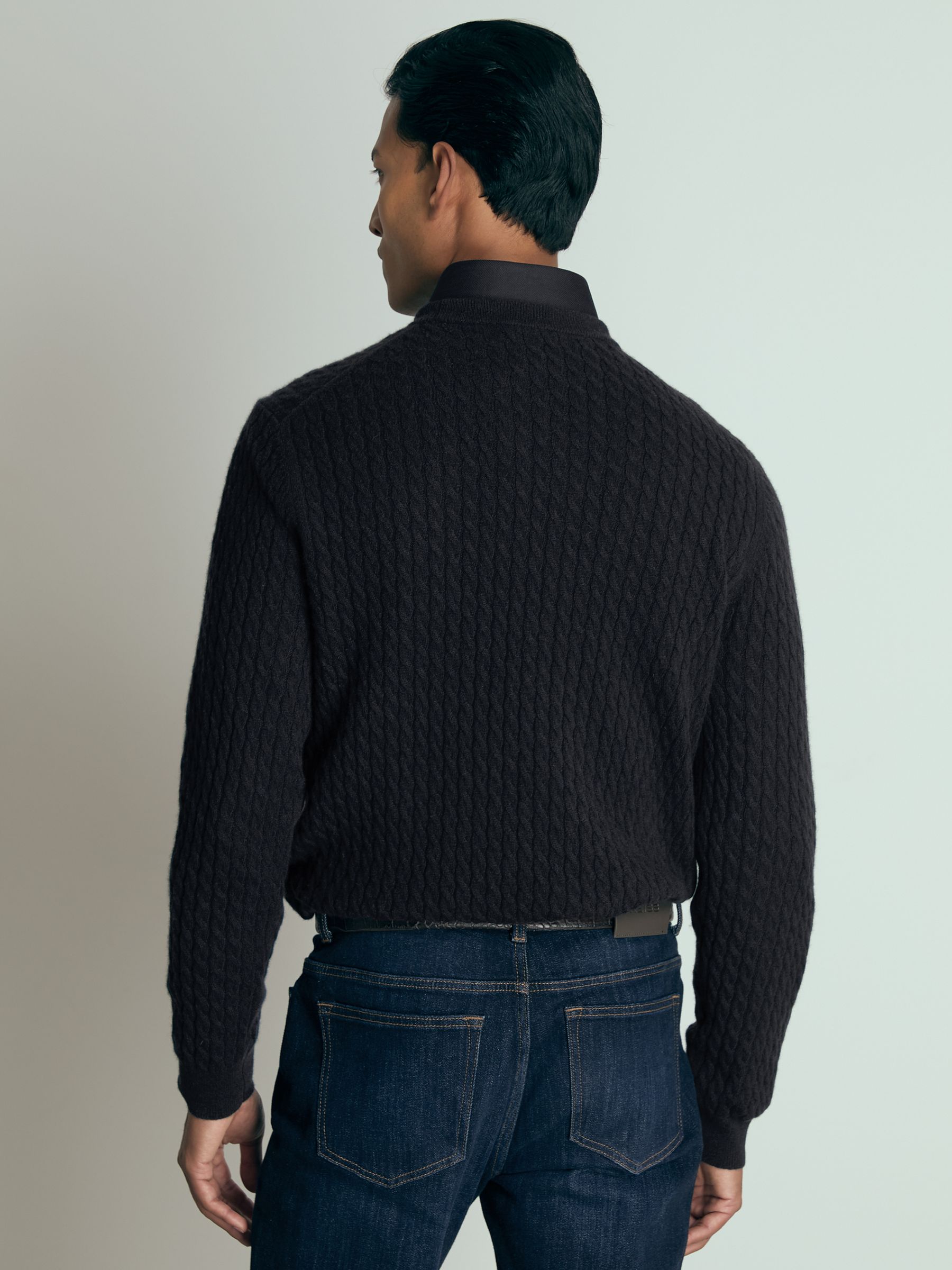 Atelier Cashmere Cable-Knit Crew-Neck Jumper in Navy - Image 5 of 6