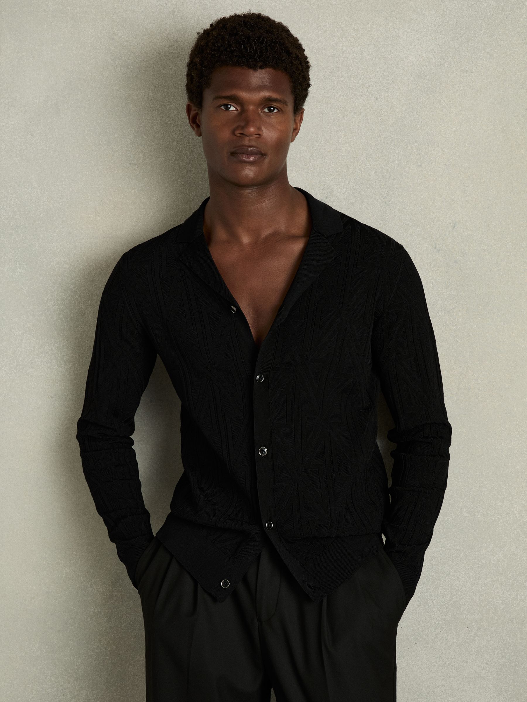 Jacquard Cuban-Collar Button-Through Shirt in Black - Image 3 of 7