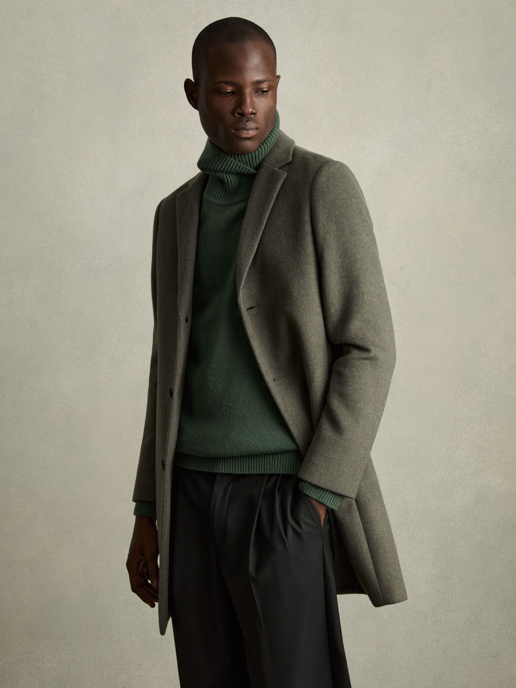 Wool-Blend Ridge-Seam Roll-Neck Jumper in Green Smoke - Image 7 of 8