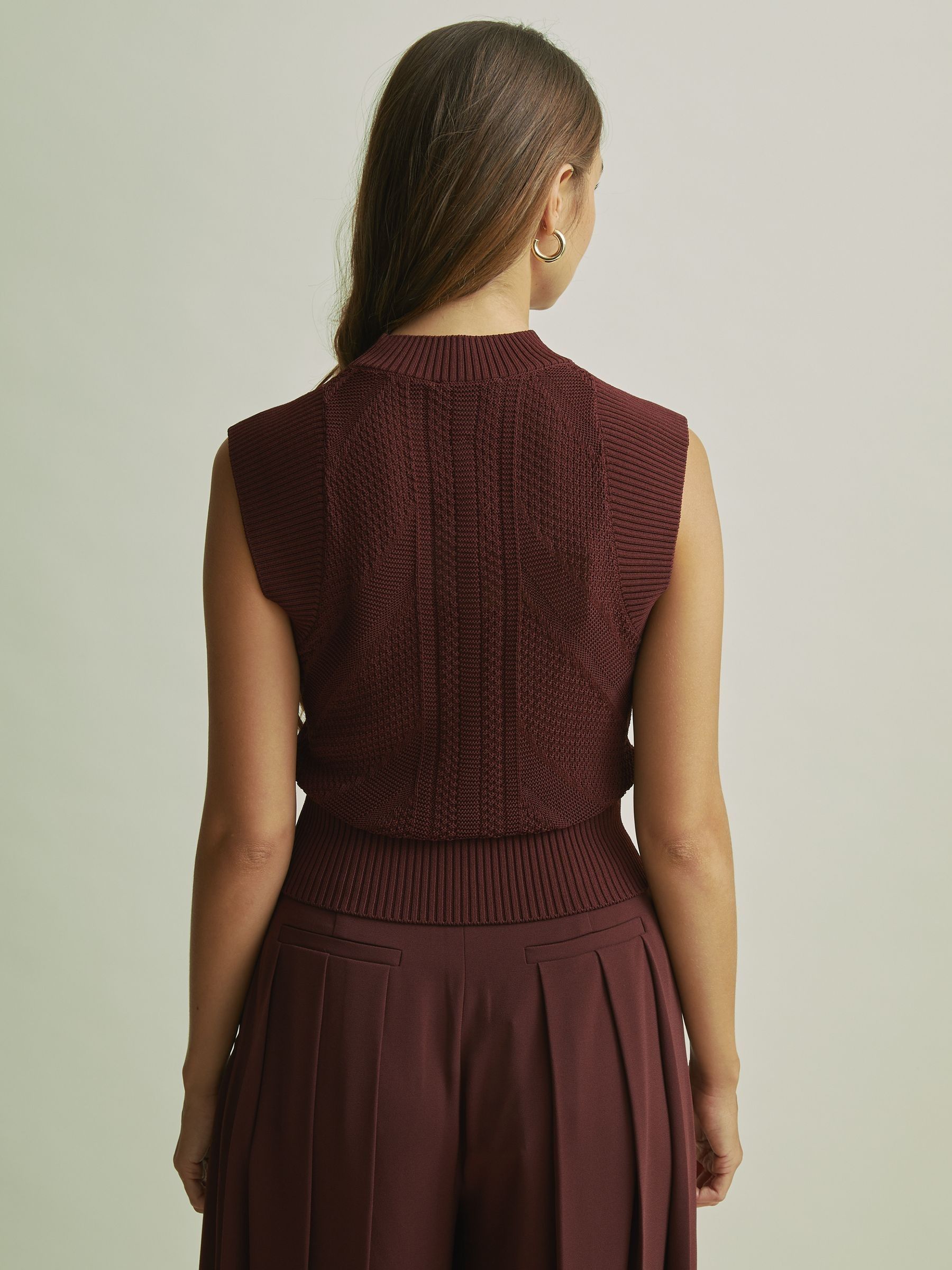 Florere Burgundy Knitted Cropped Vest in Burgundy - Image 4 of 6