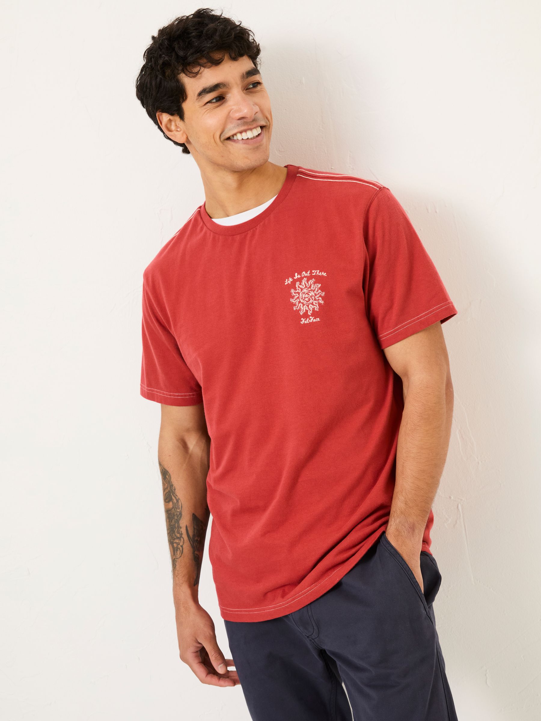 Vintage Red Beach 100% Cotton Short Sleeve Graphic T-Shirt