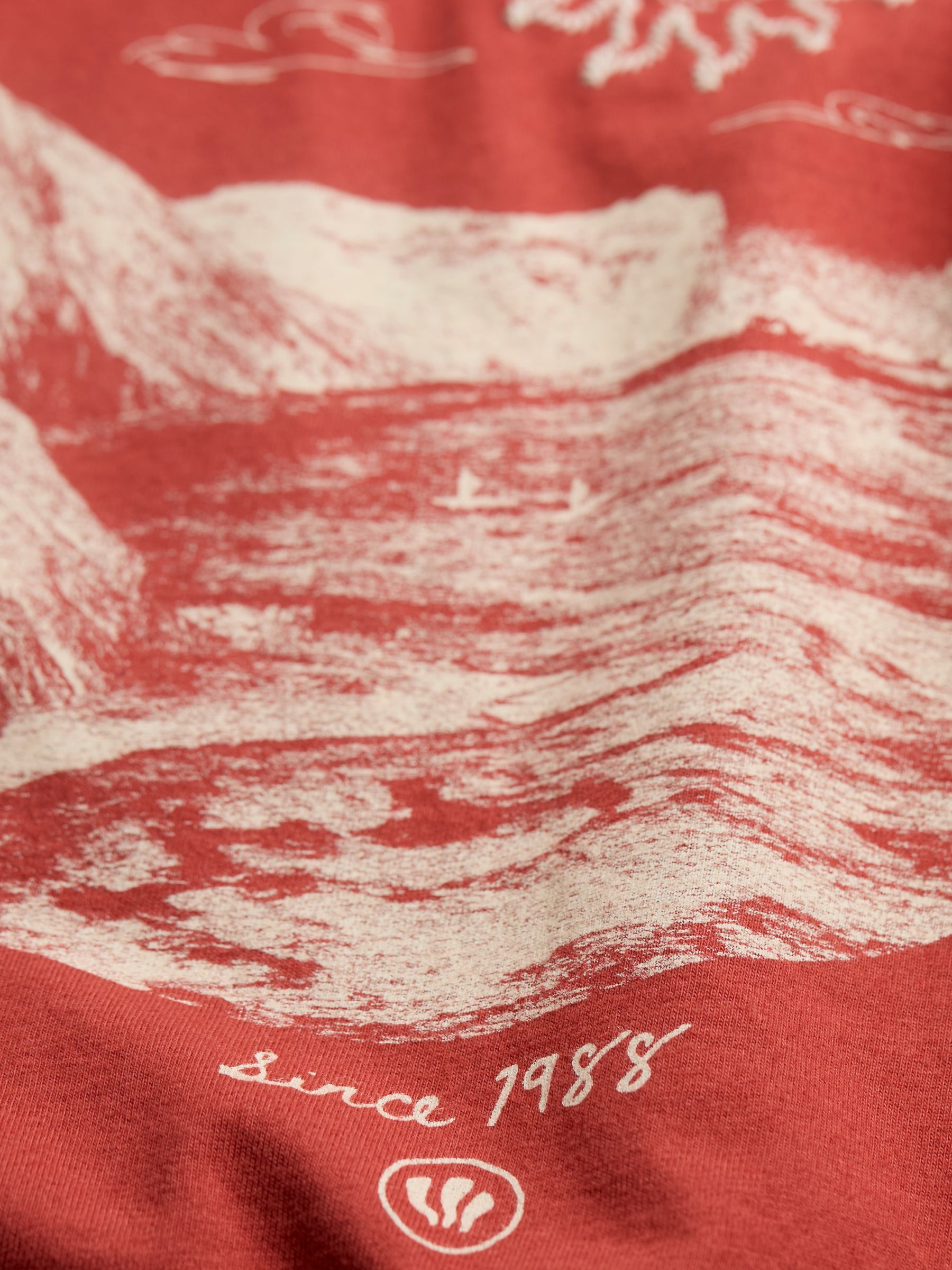 Vintage Red Beach 100% Cotton Short Sleeve Graphic T-Shirt - Image 7 of 7