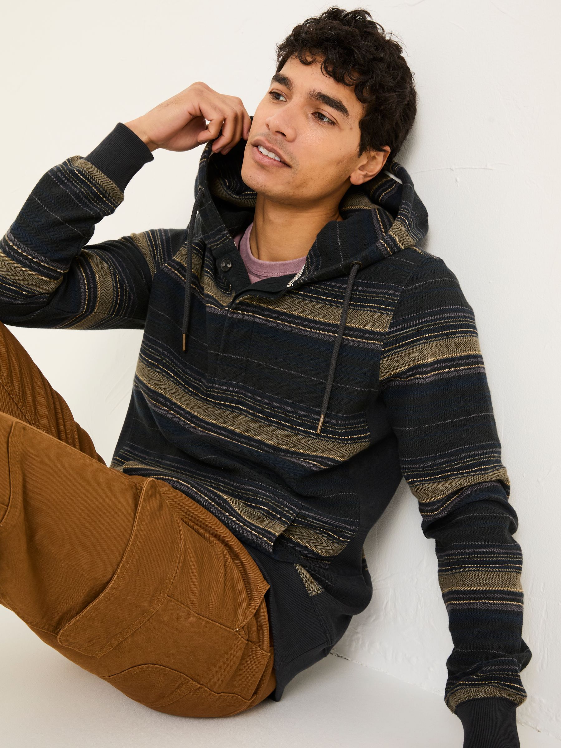 Trescowe Washed Black Over Head Hoodie - Image 3 of 8