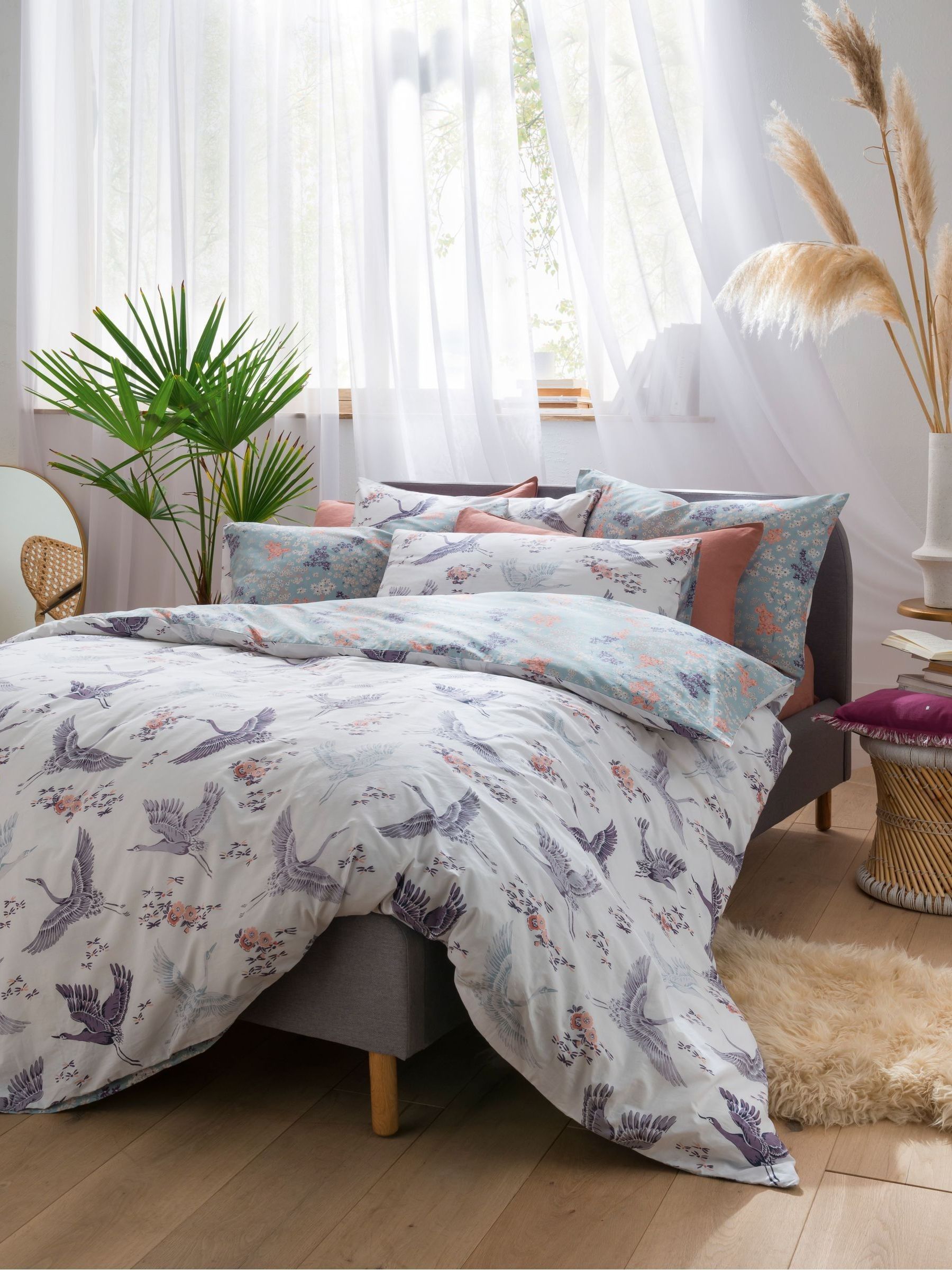3 Piece Multi Colour Floral Flight Super King Bedding Set - Image 1 of 1